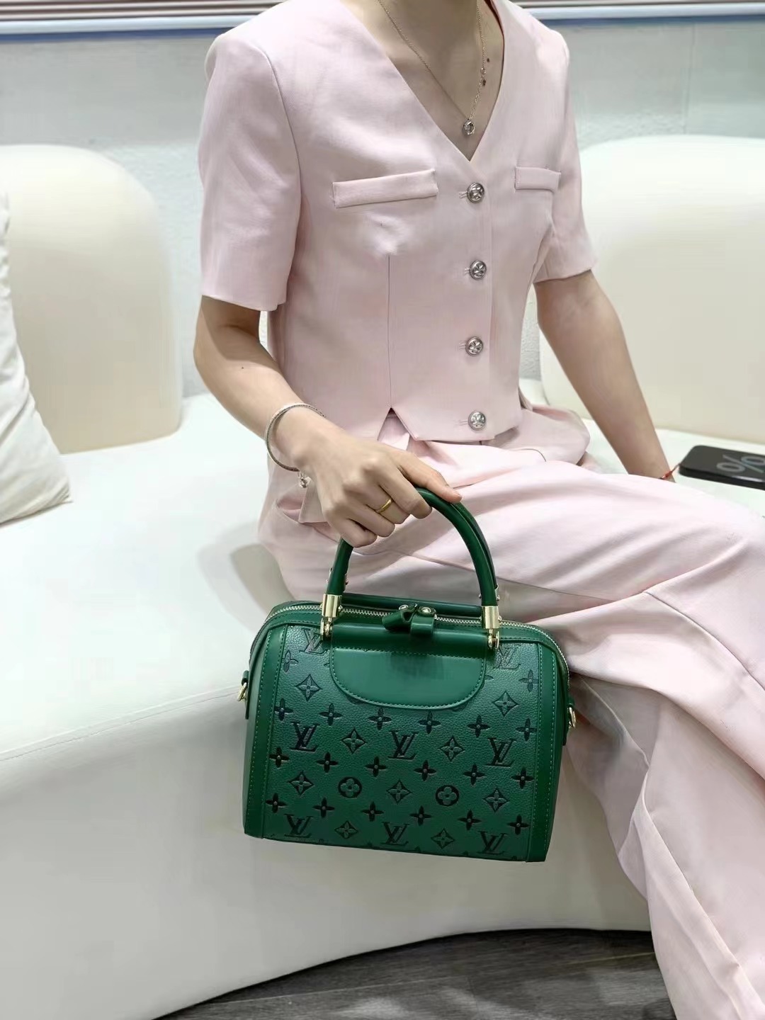 $31.25 LV ZT9736 gallery