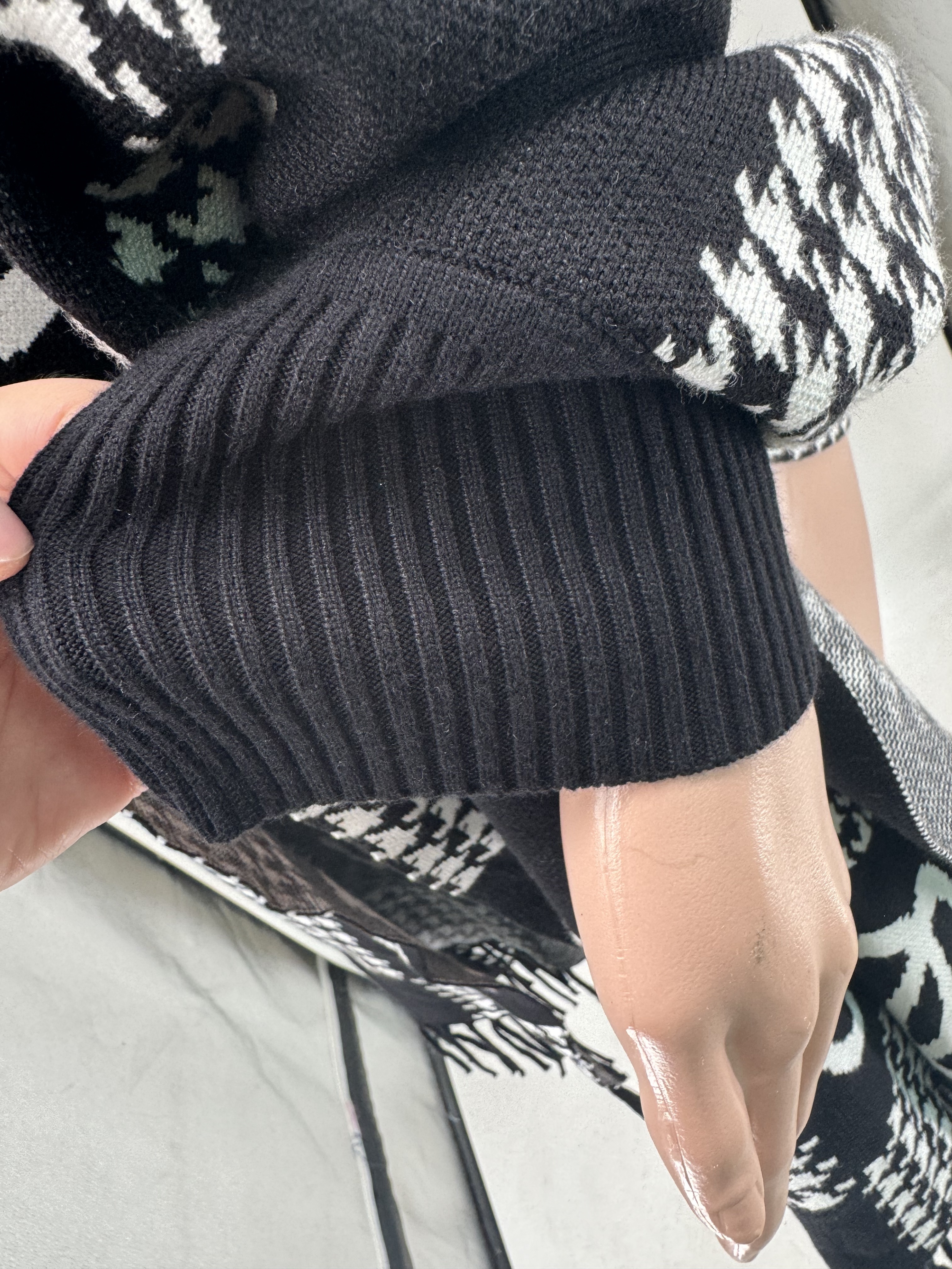 $32.07 CHANEL ZT9395 gallery