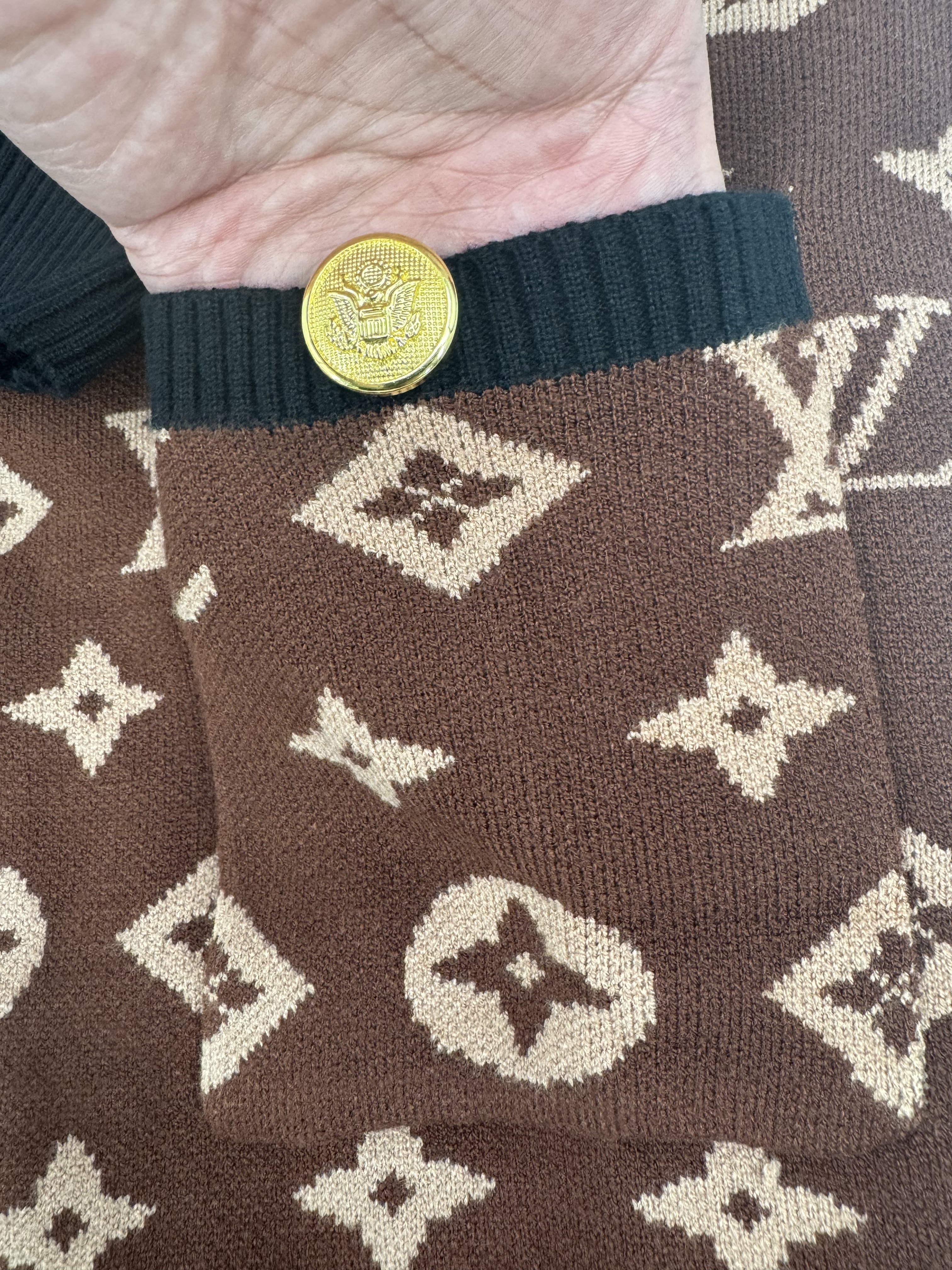 $32.07 LV ZT9389 gallery