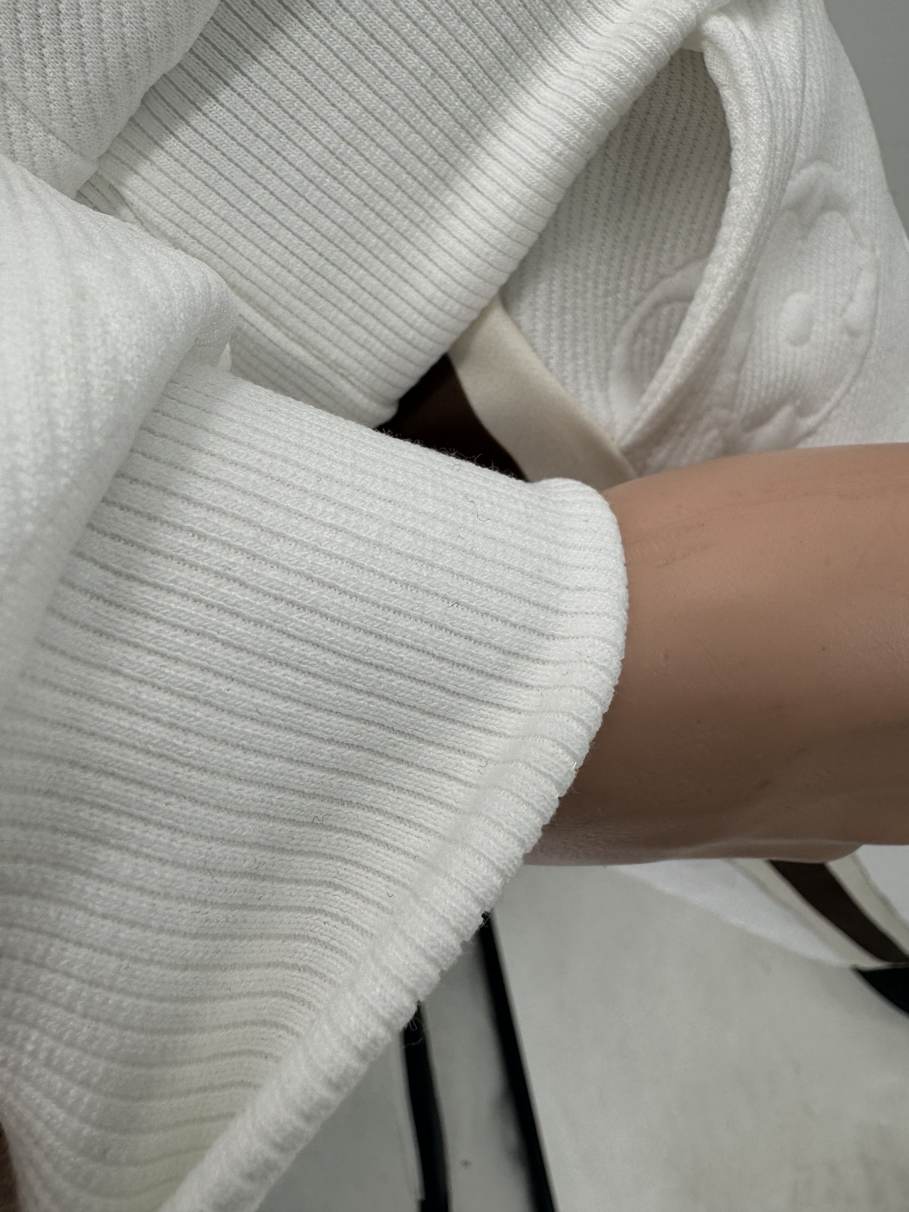 $32.07 LV ZT9391 gallery