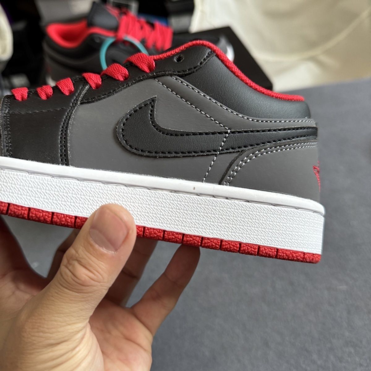 $32.15 nike  HE8129 gallery