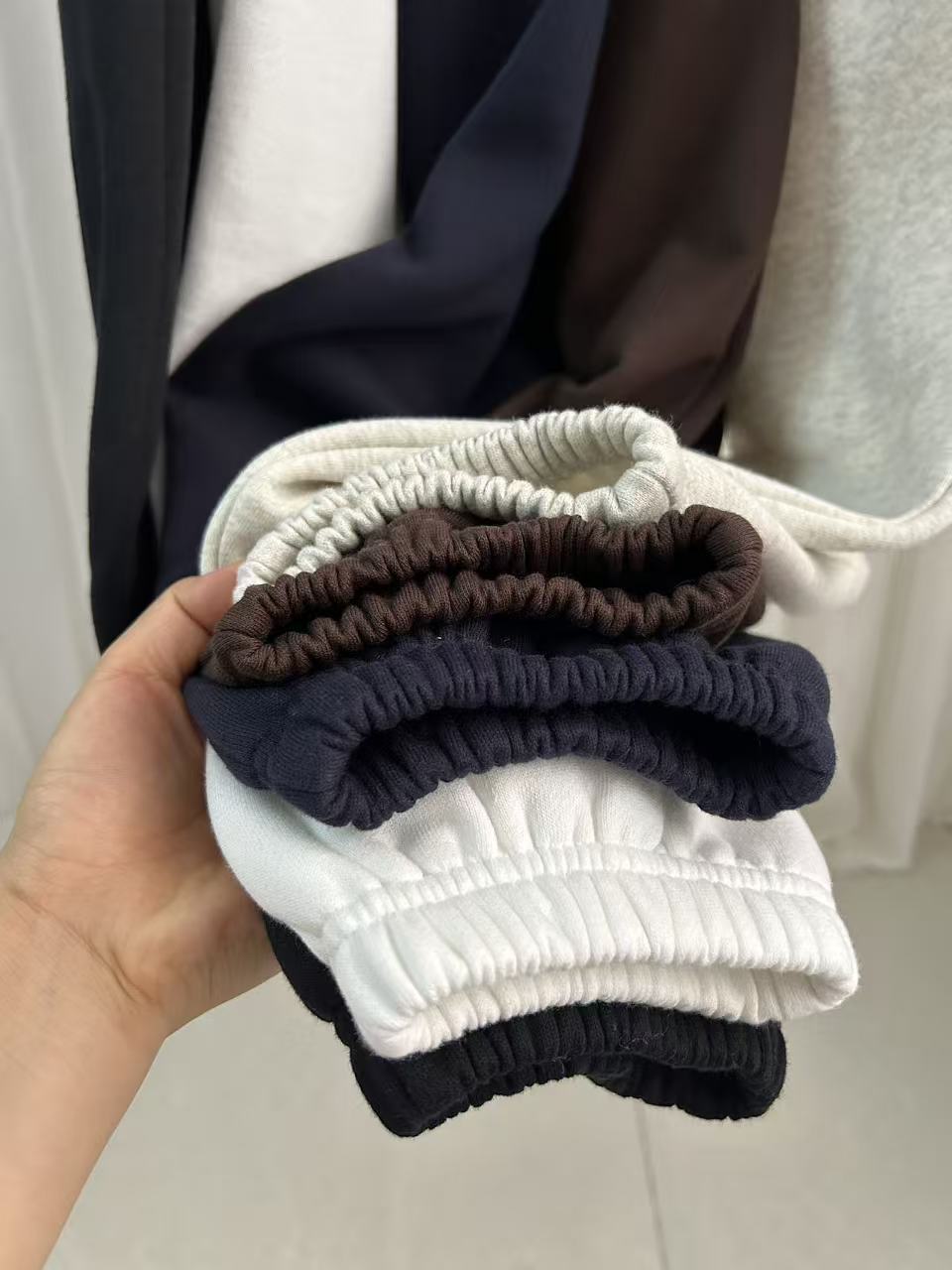 $34.50 ALO ZT10117 gallery