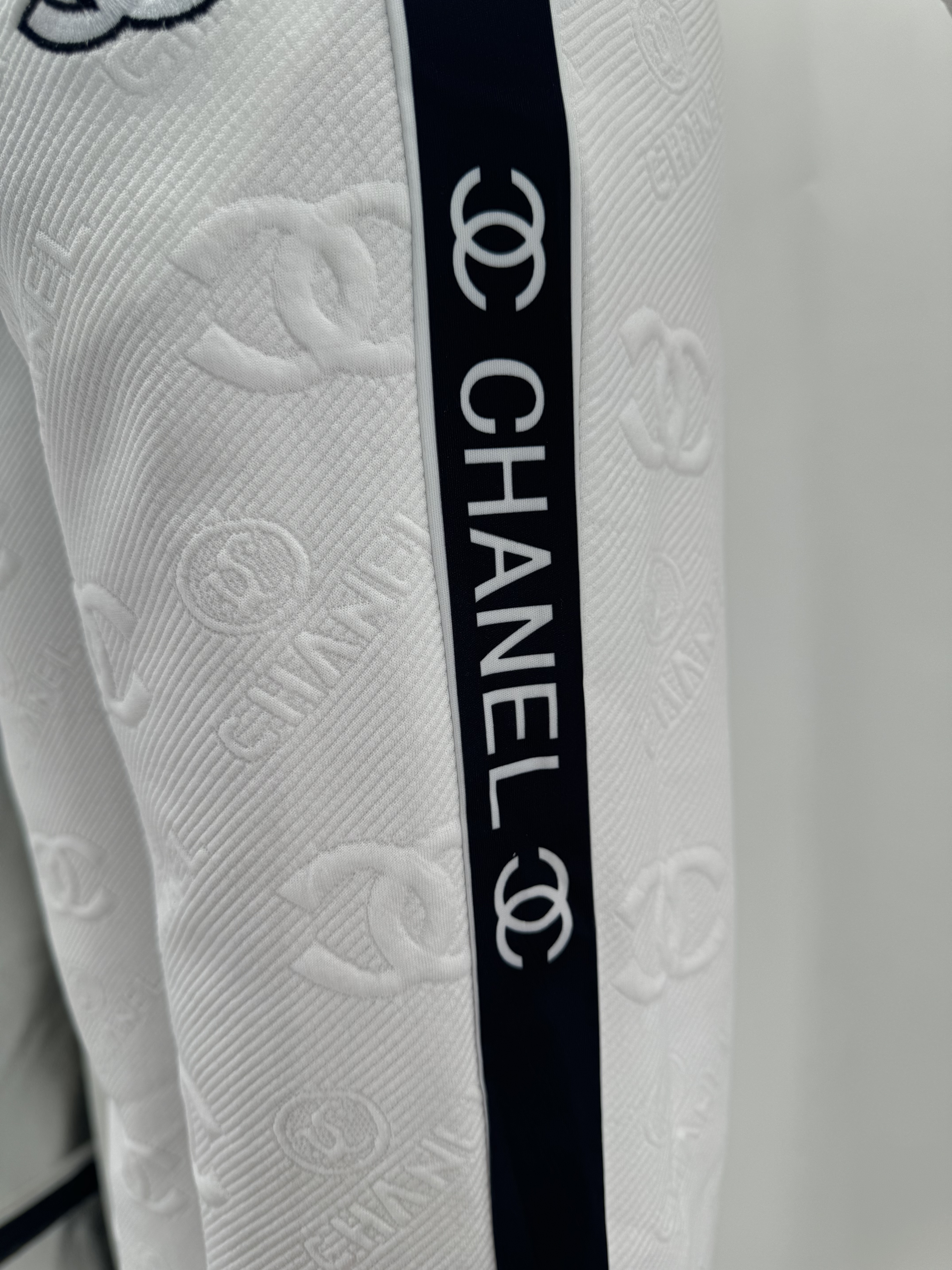 $35.43 CHANEL ZT9386 gallery