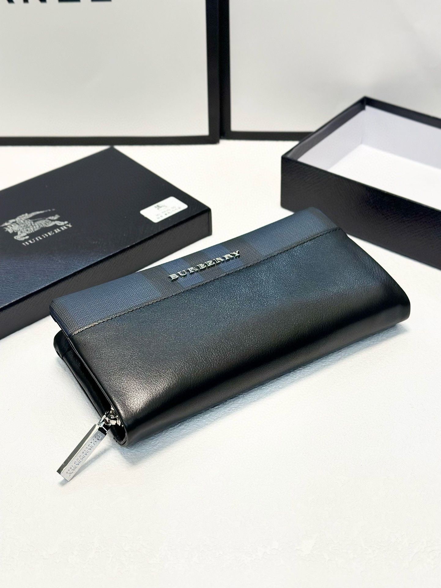 $35.72 Burberry ZT9568 gallery