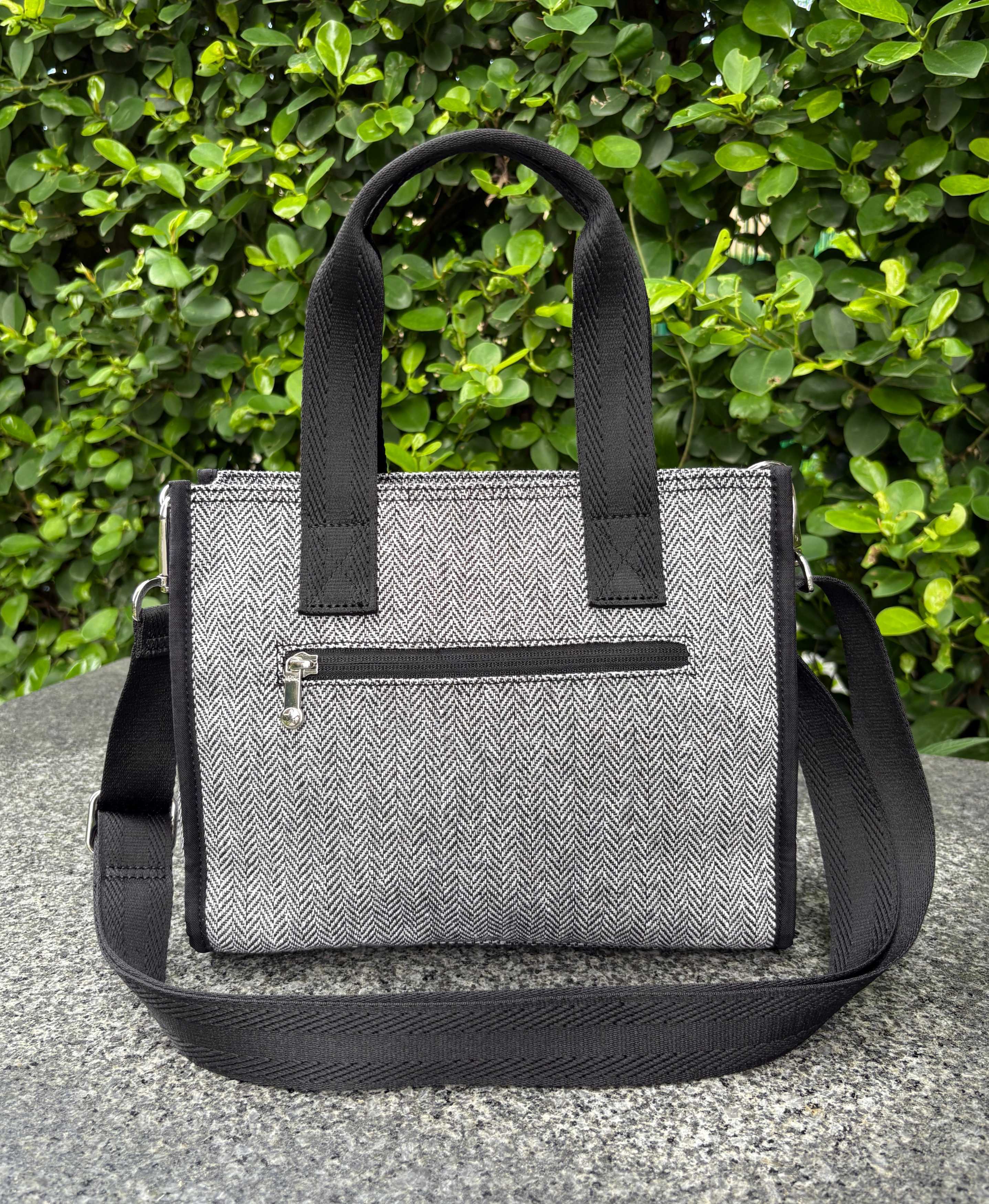 $35.72 Kipling ZT9346 gallery