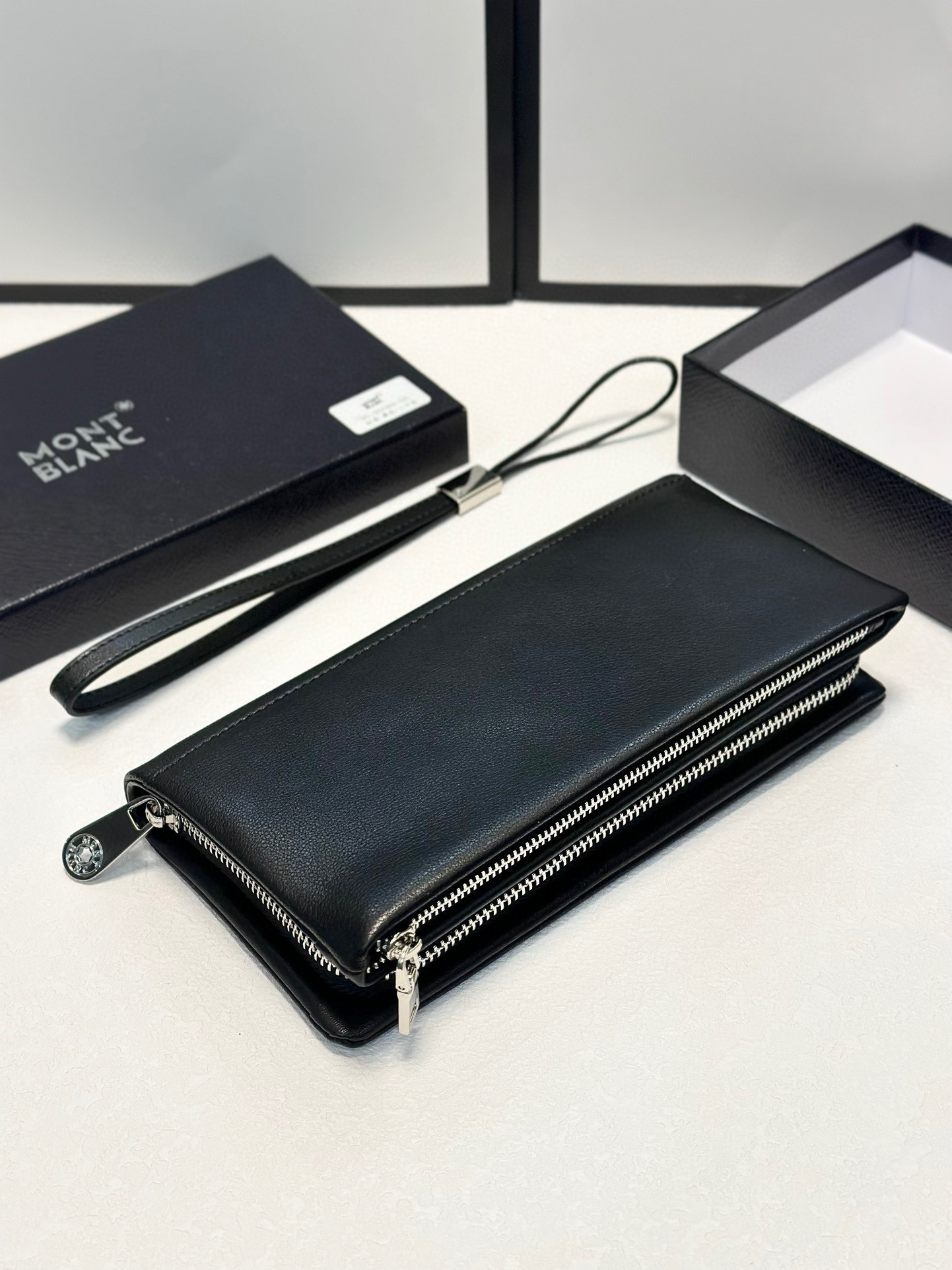 $35.72 Montblanc ZT9579 gallery