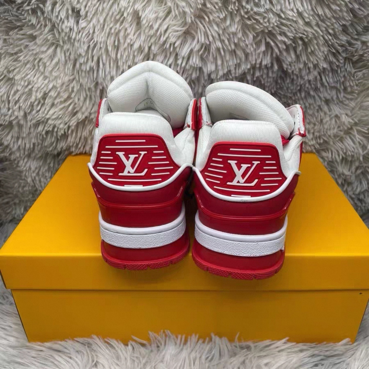 $35.90 LV  HE8133 gallery