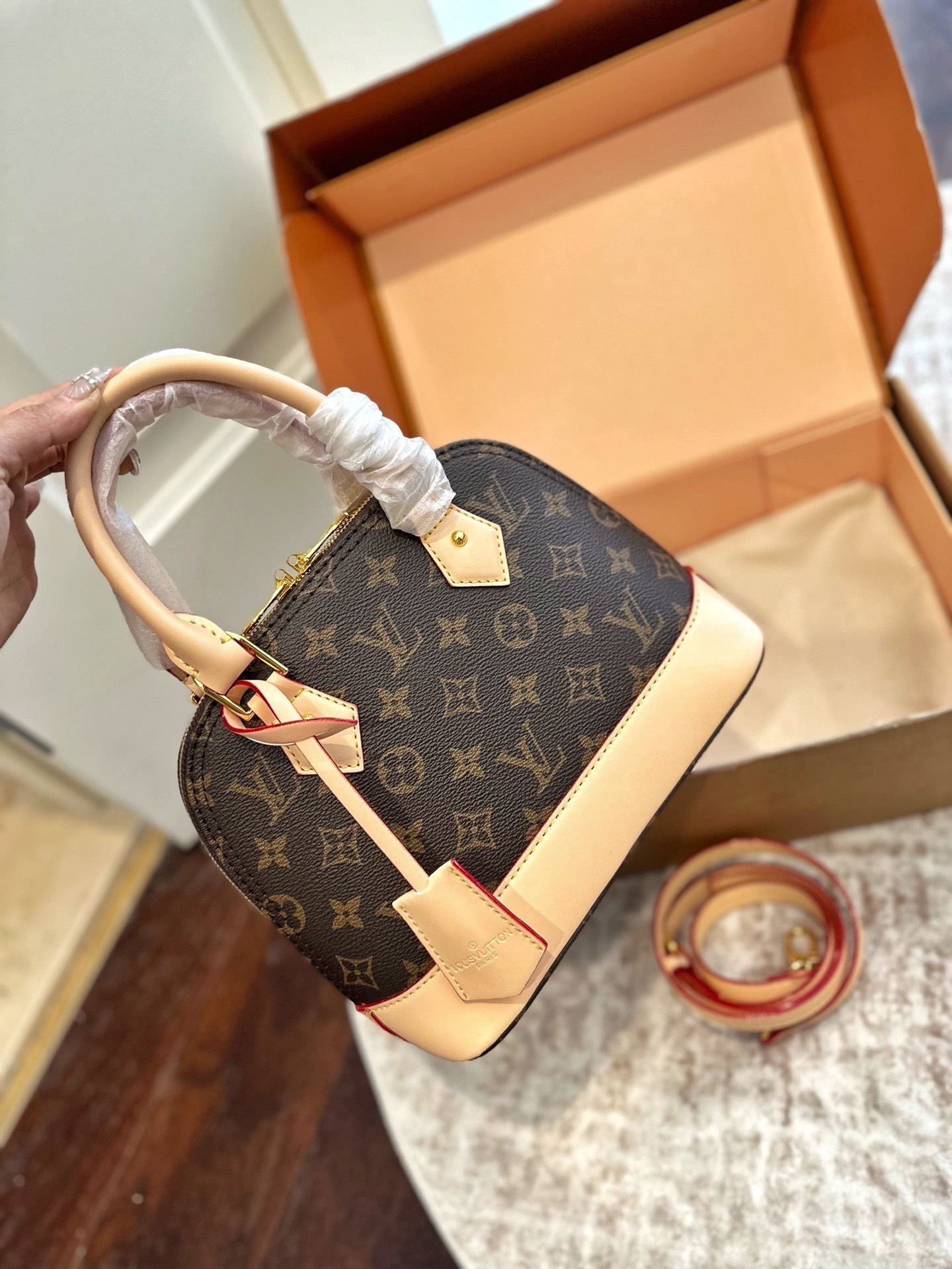 $38.60-$45.95 LV ZT10072 gallery