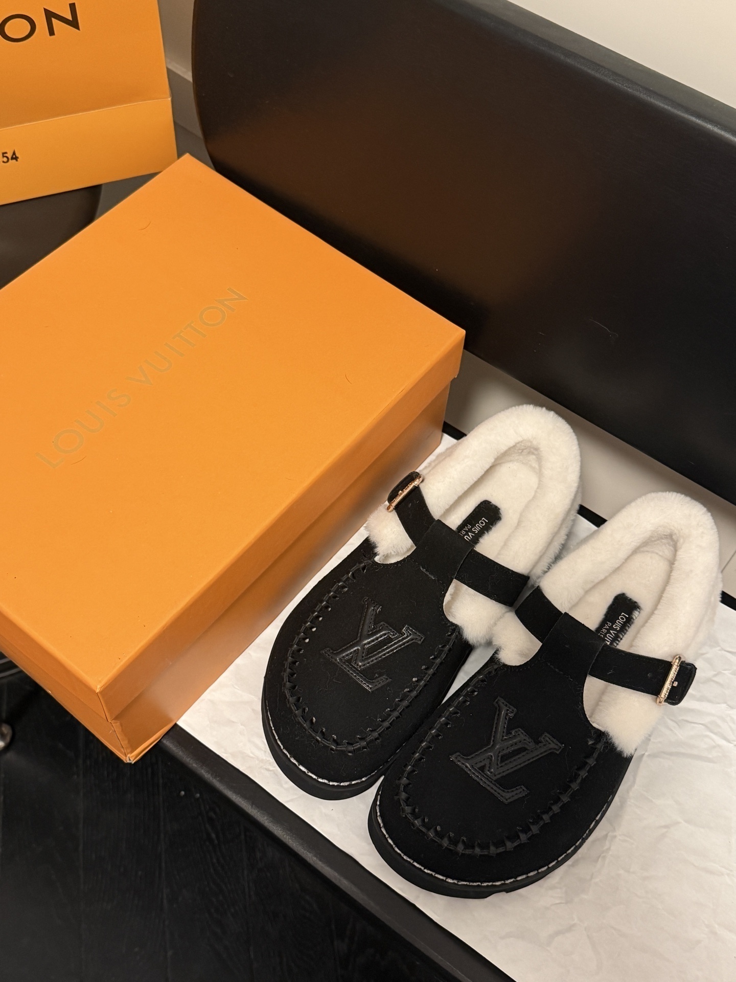 $41.07 LV ZT9864 gallery