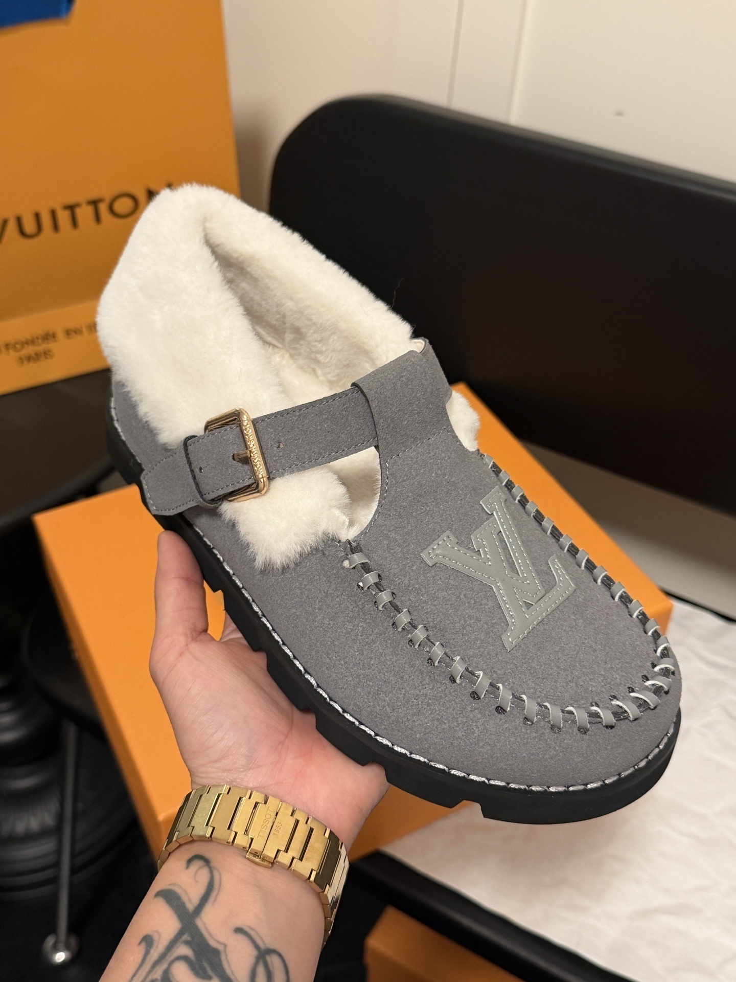 $41.07 LV ZT9864 gallery