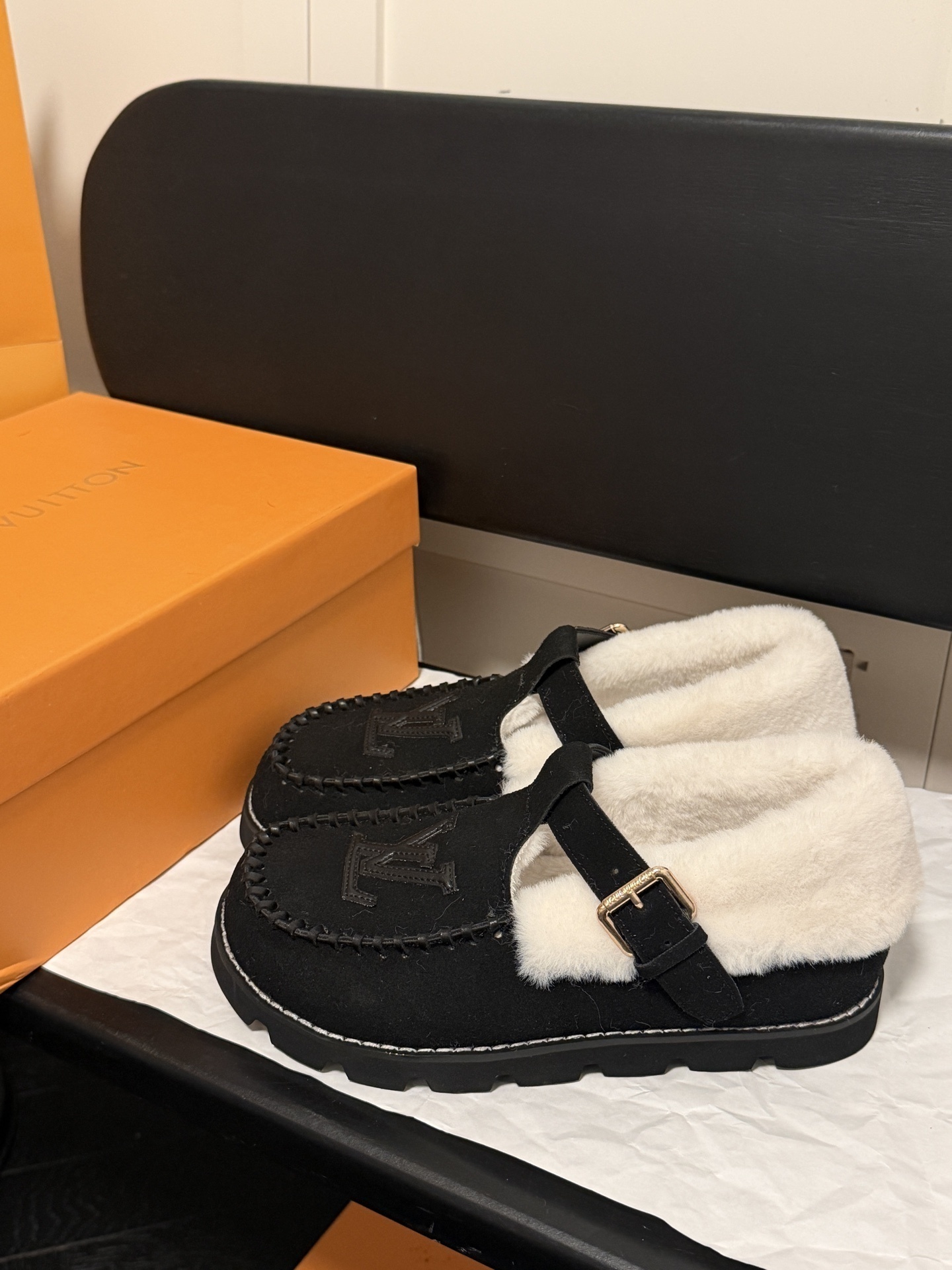 $41.07 LV ZT9864 gallery