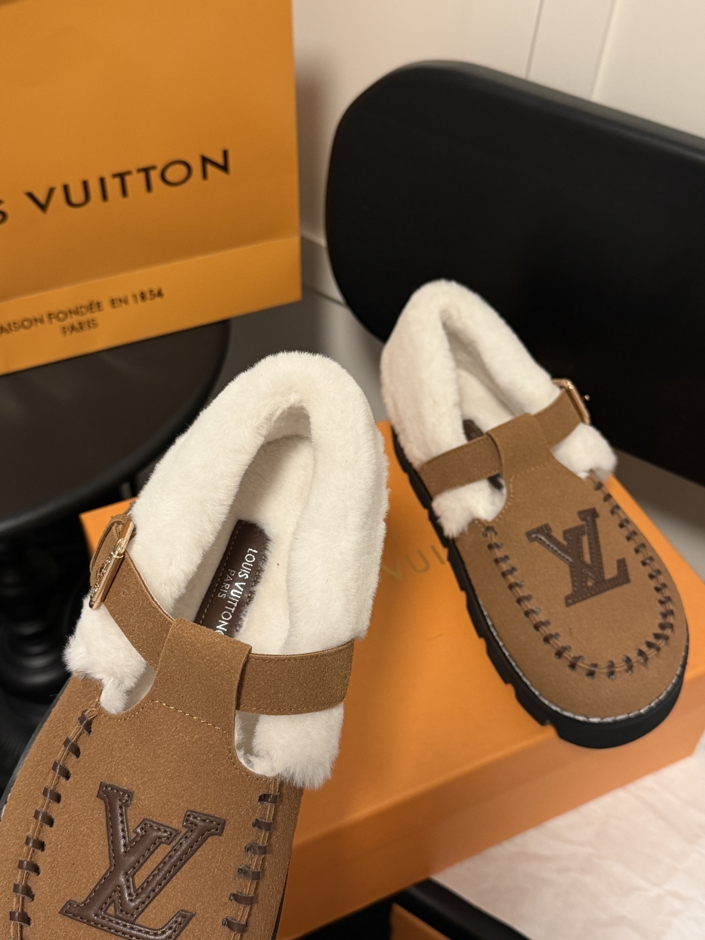 $41.07 LV ZT9864 gallery