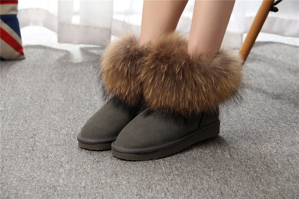 $41.07 UGG ZT9357 gallery