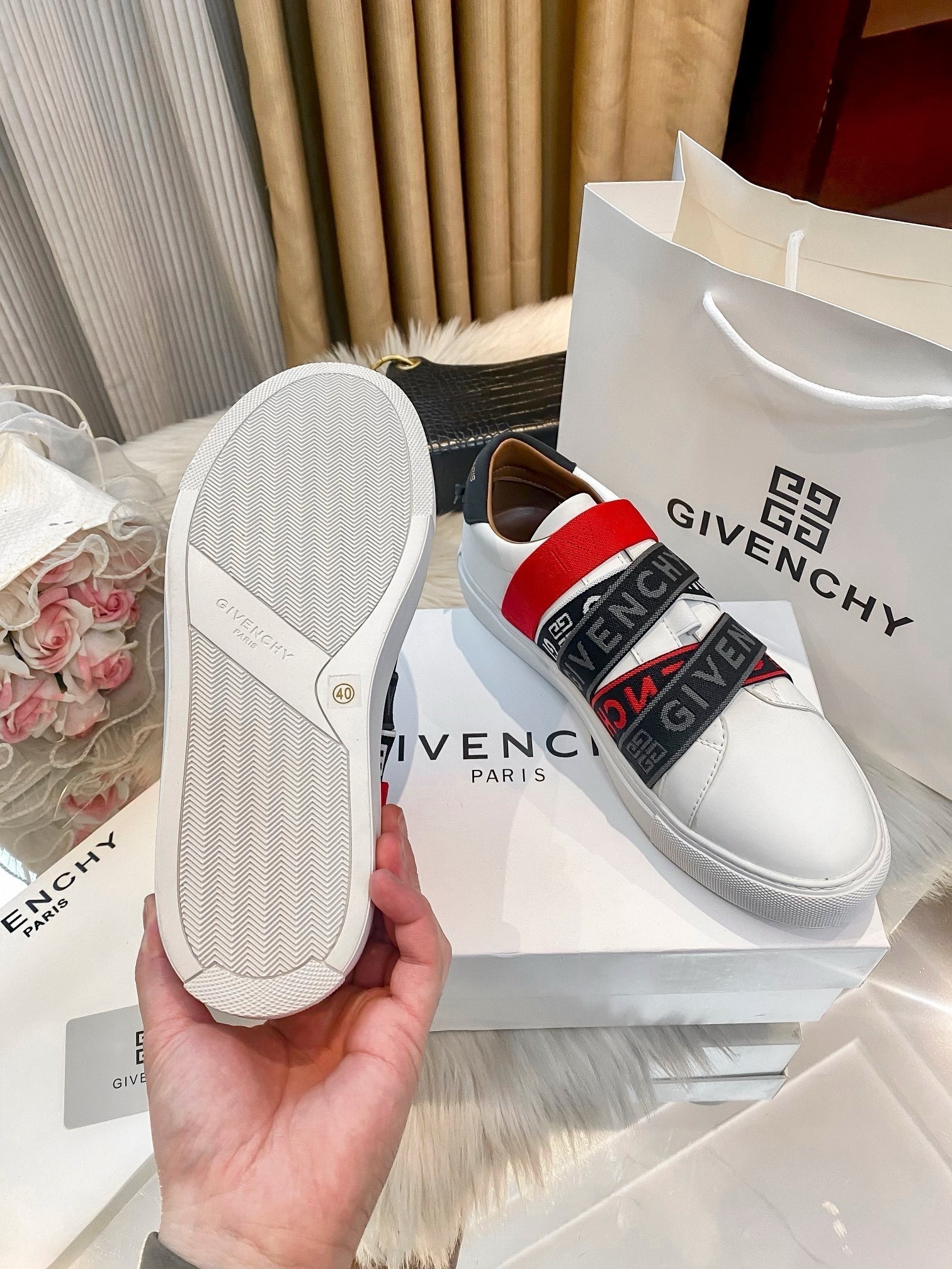 $41.43 GIVENCHY ZT9886 gallery