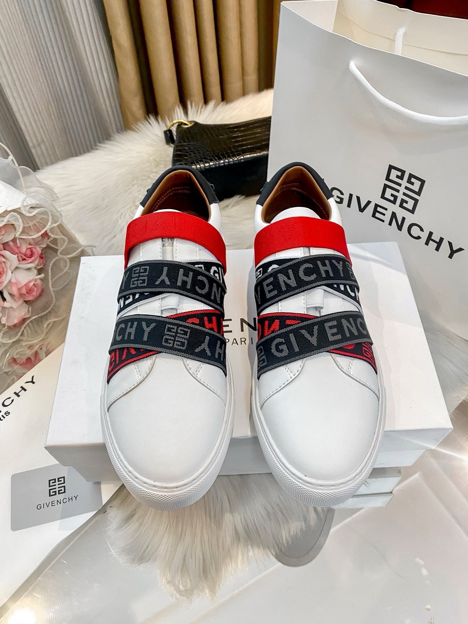$41.43 GIVENCHY ZT9886 gallery