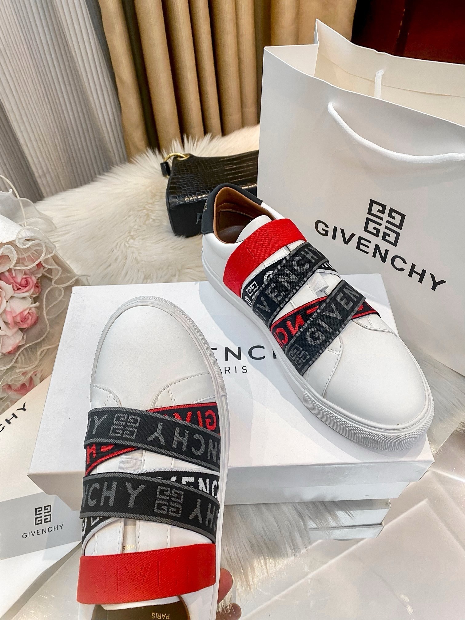 $41.43 GIVENCHY ZT9886 gallery