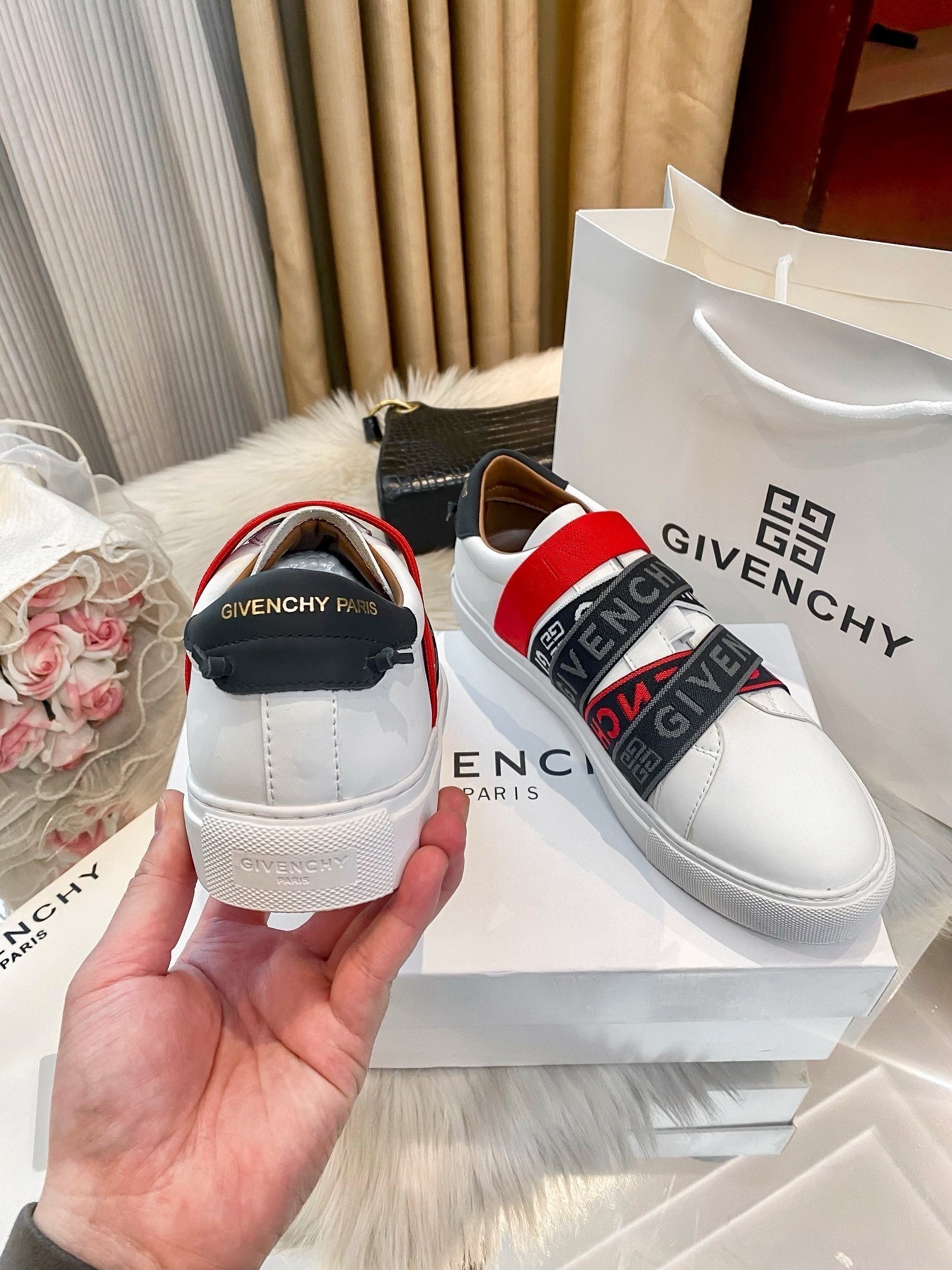 $41.43 GIVENCHY ZT9886 gallery