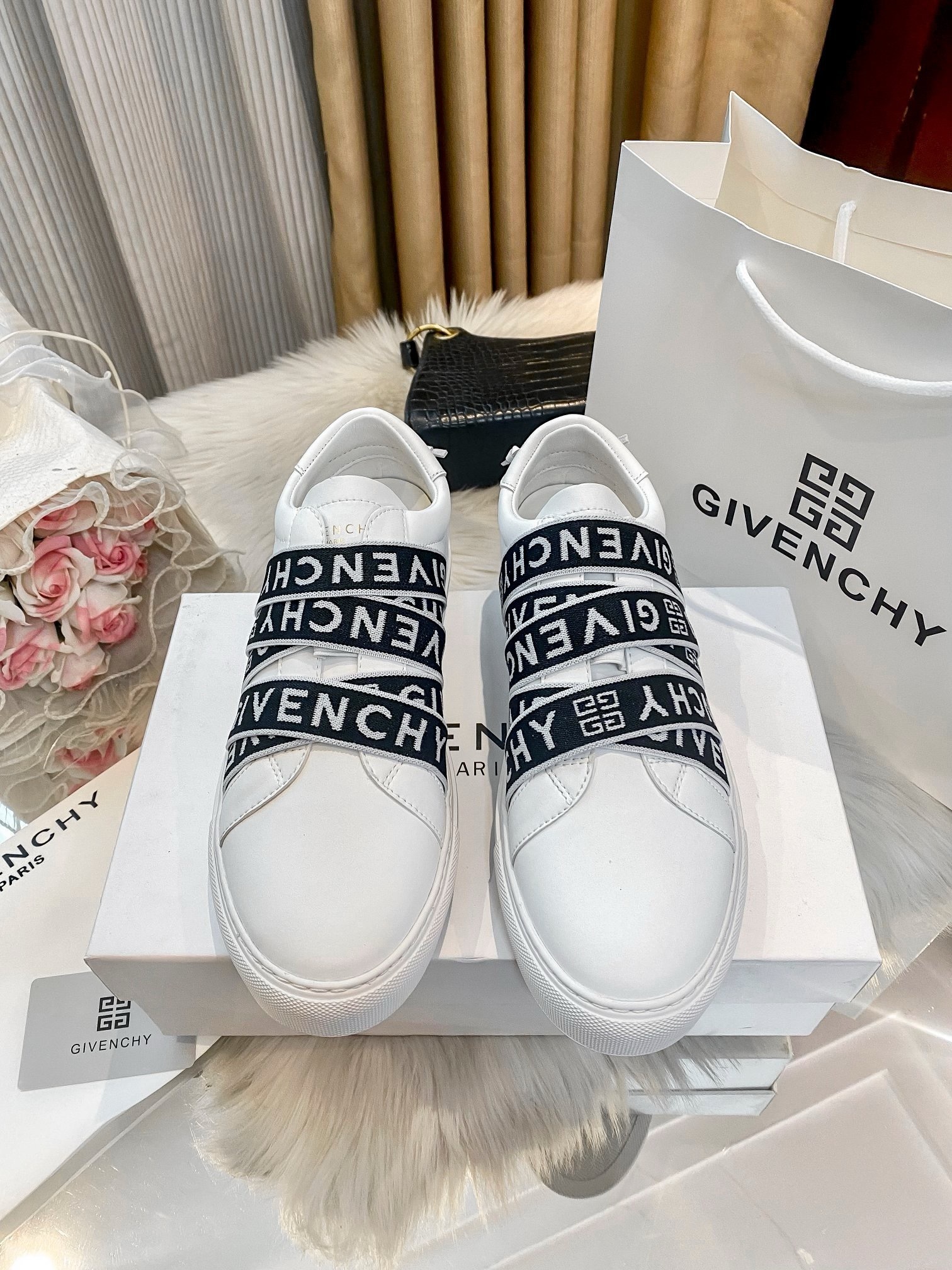 $41.43 GIVENCHY ZT9886 gallery