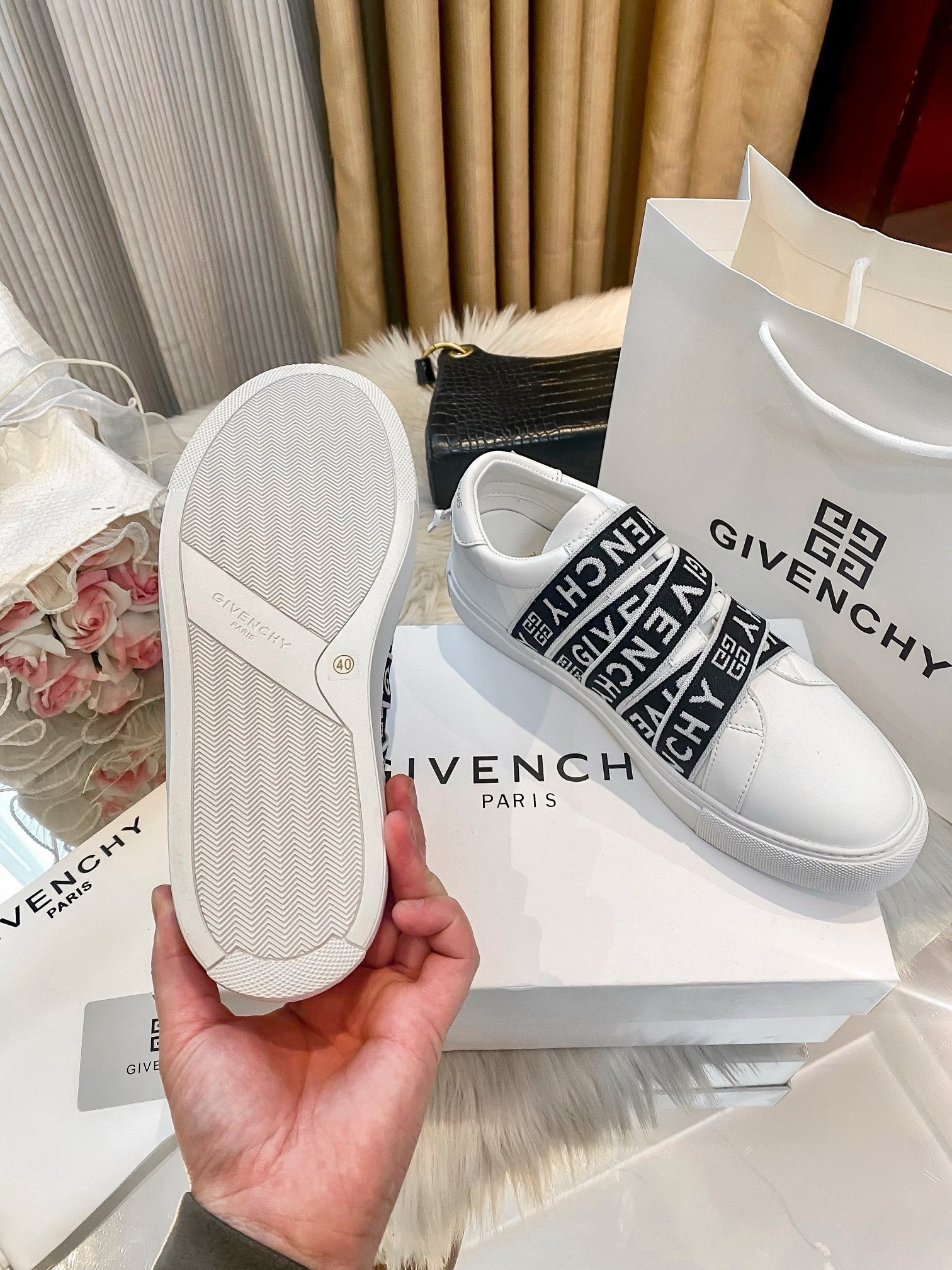 $41.43 GIVENCHY ZT9886 gallery