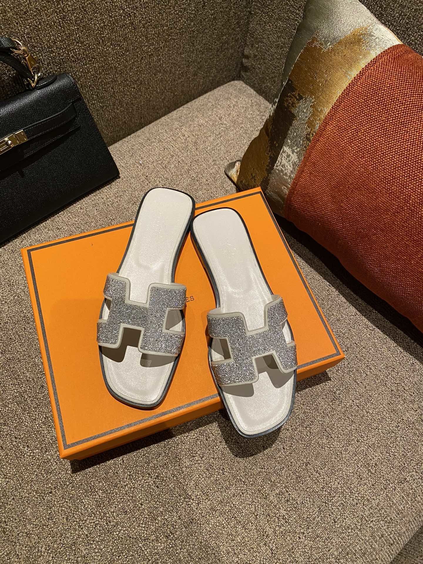 $42 HERMAS ZT10152 gallery