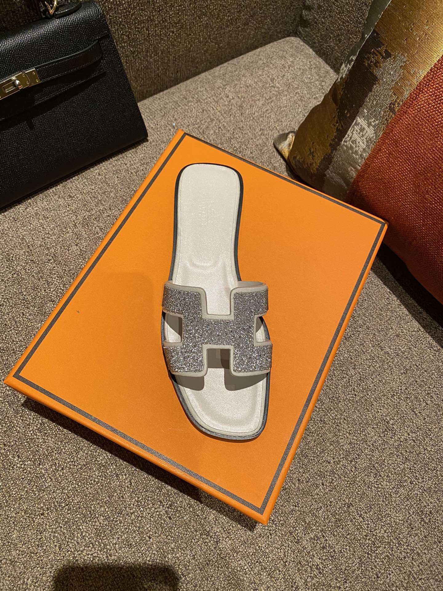 $42 HERMAS ZT10152 gallery