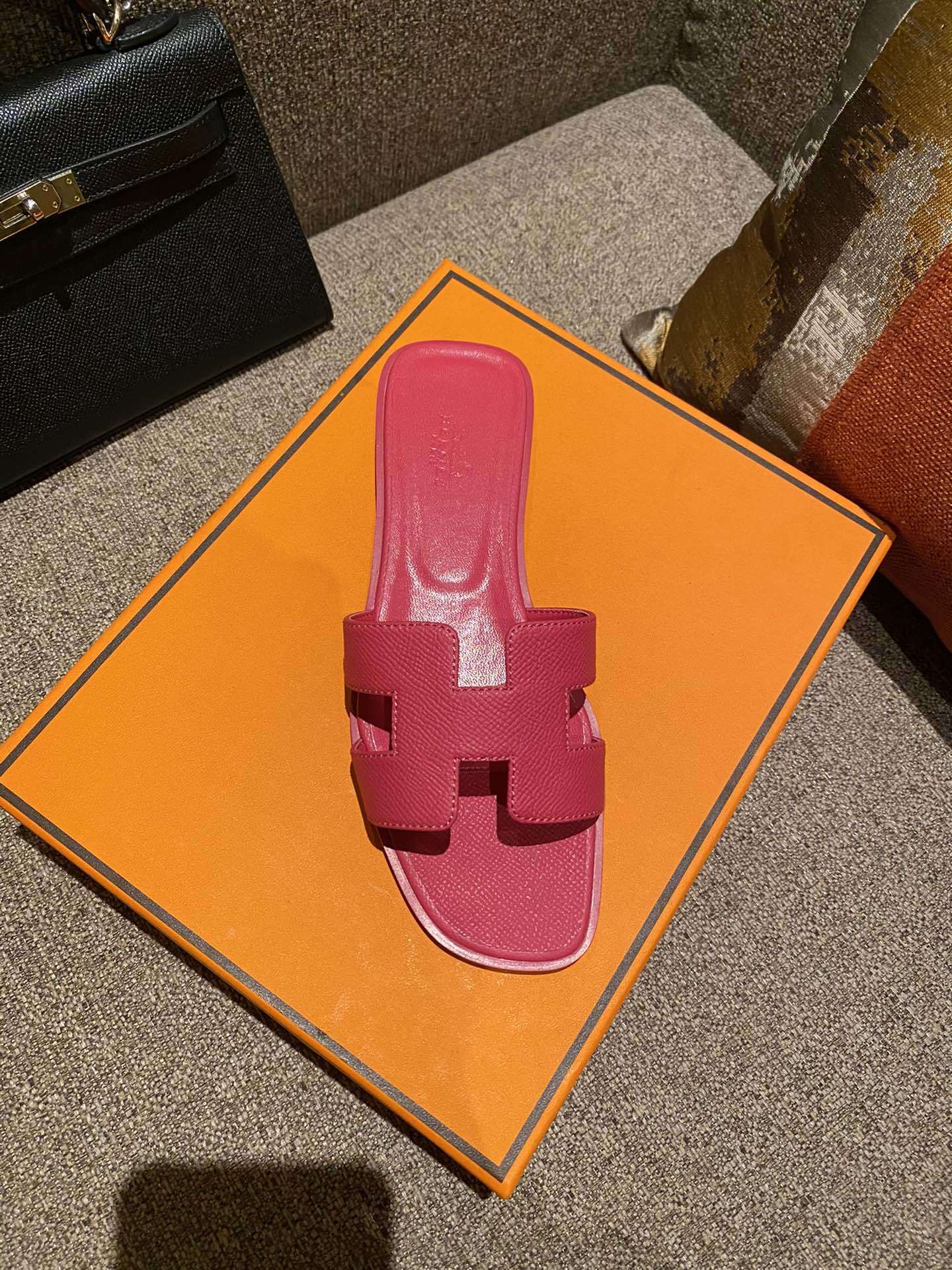 $42 HERMAS ZT10153 gallery