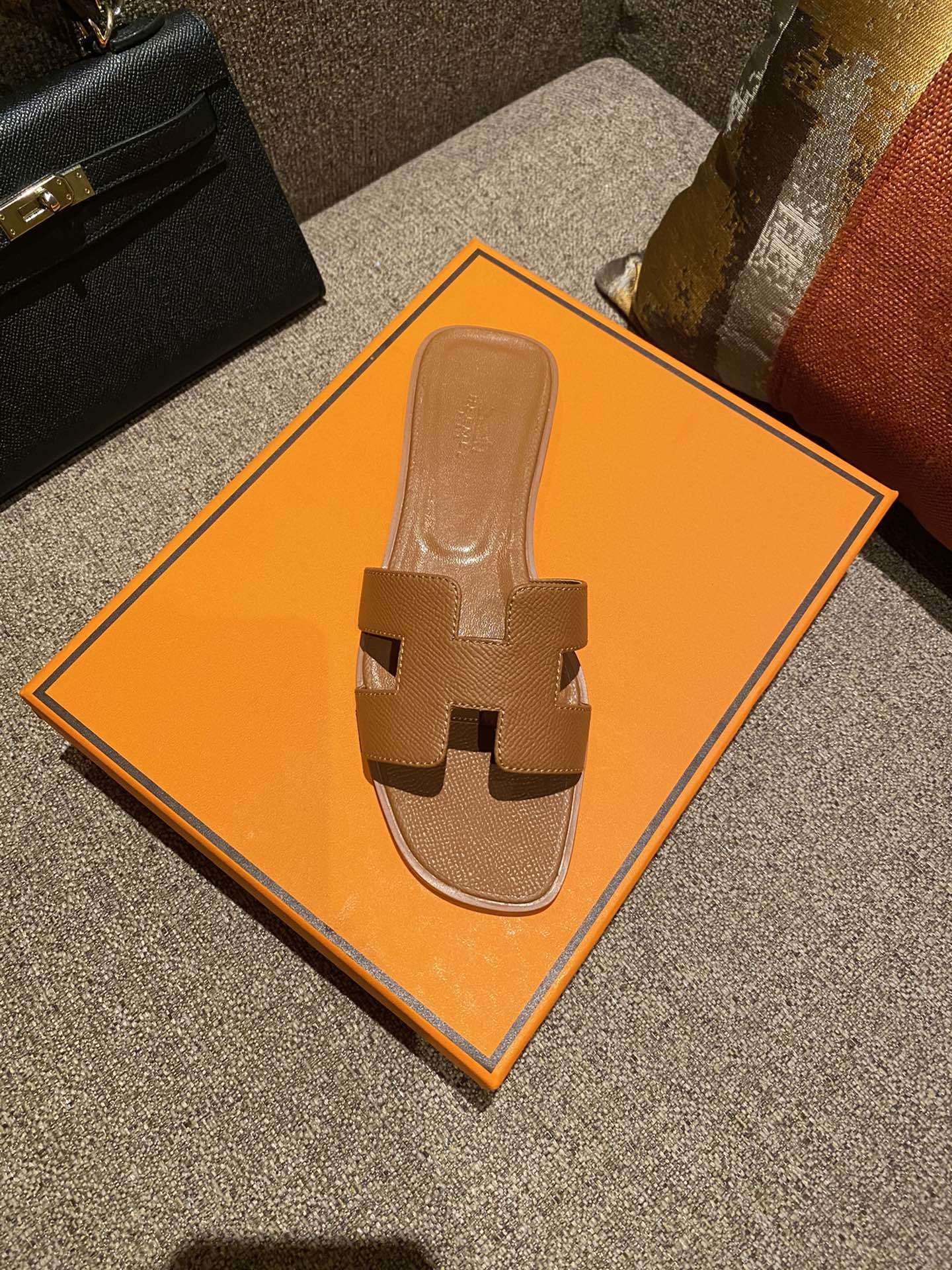 $42 HERMAS ZT10153 gallery