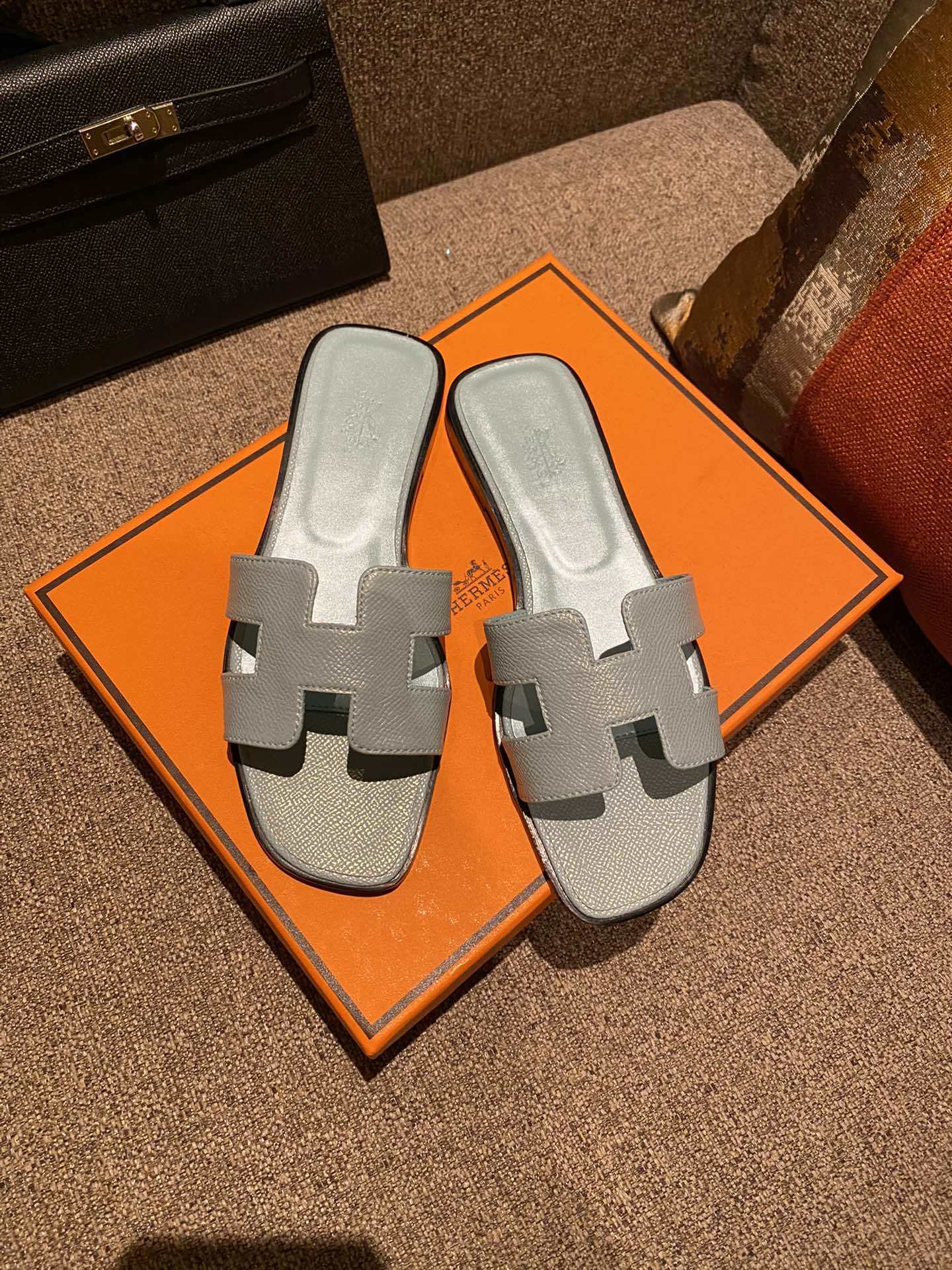 $42 HERMAS ZT10153 gallery