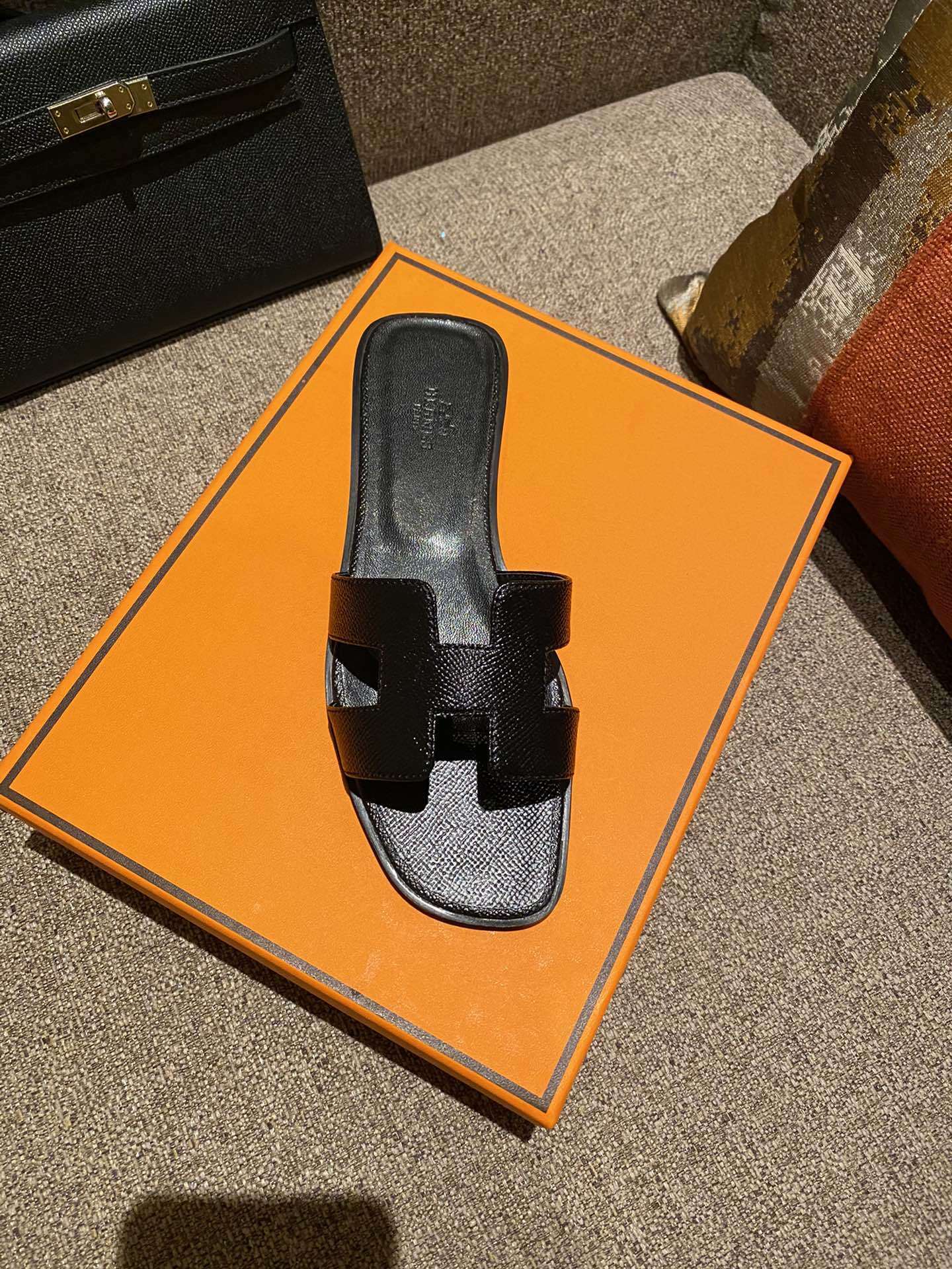 $42 HERMAS ZT10153 gallery