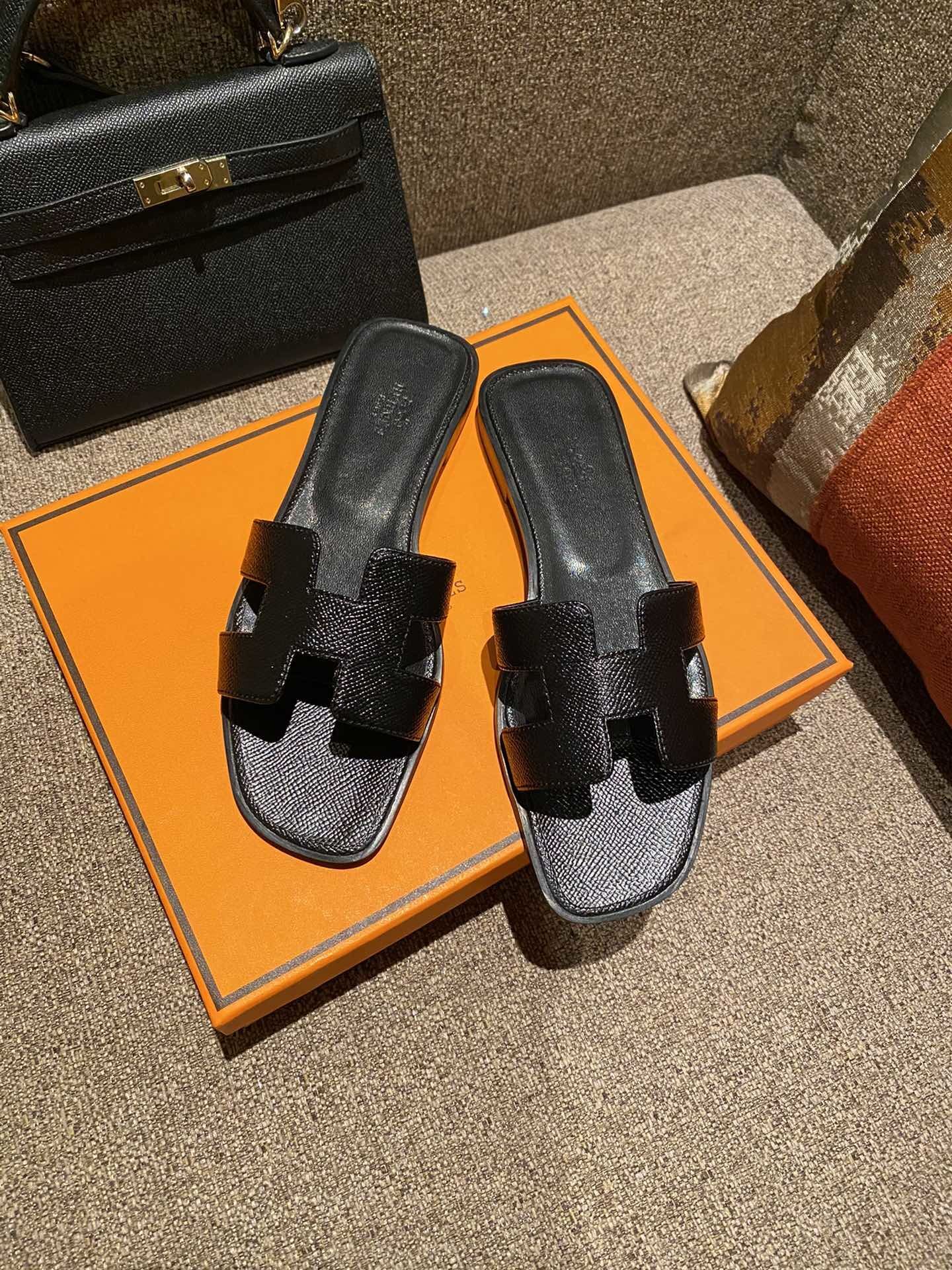 $42 HERMAS ZT10153 gallery