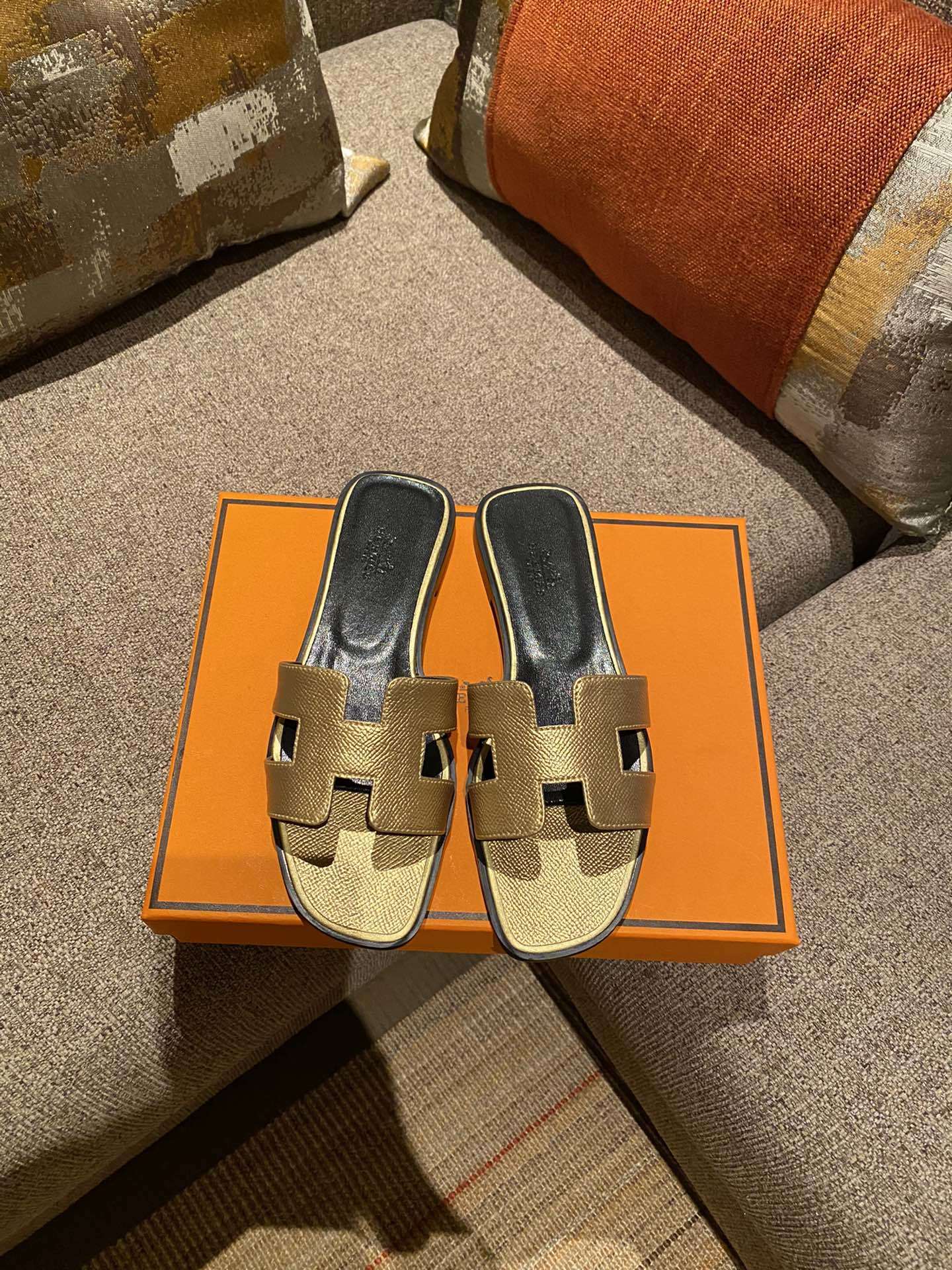 $42 HERMAS ZT10154 gallery