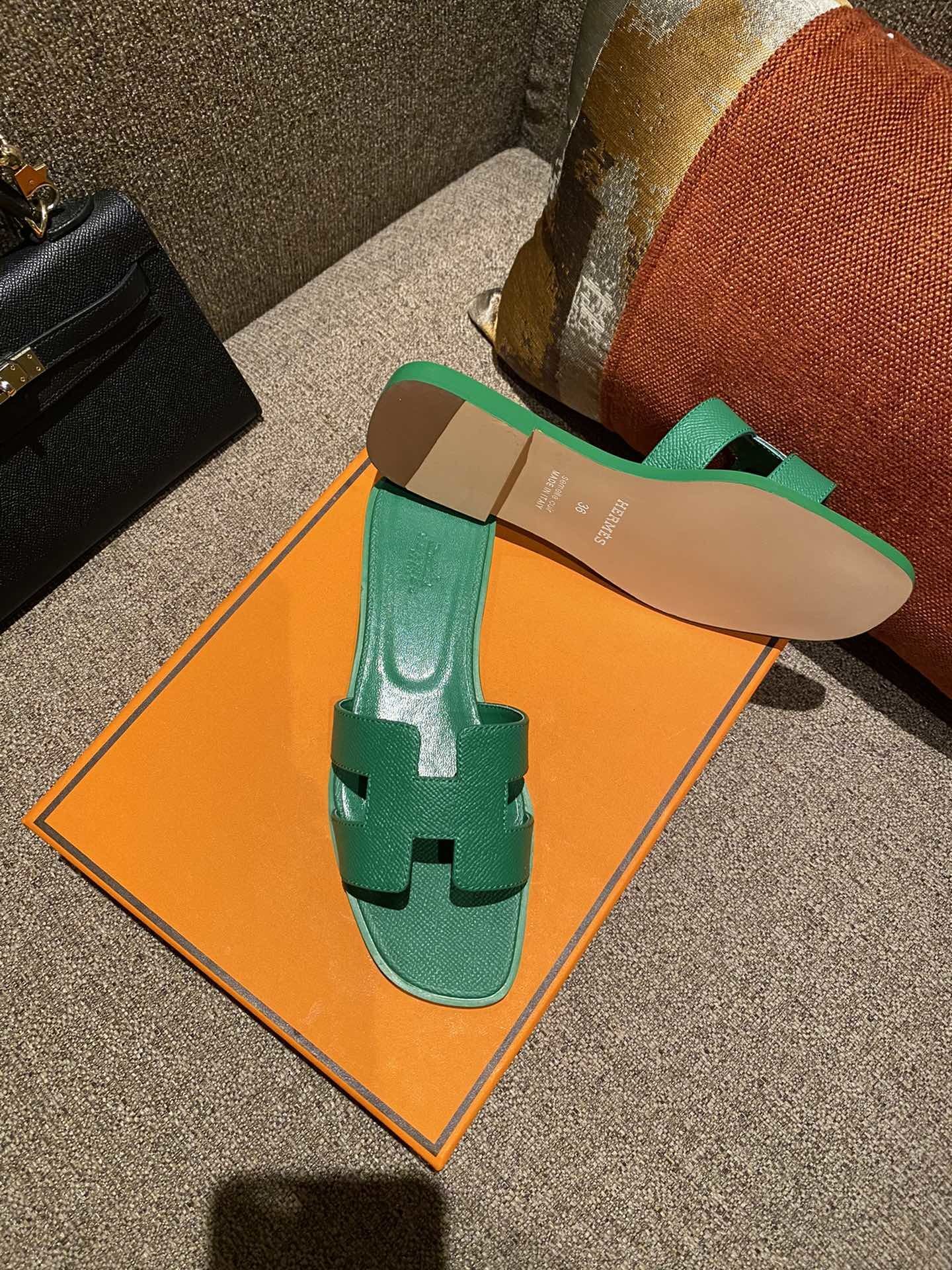 $42 HERMAS ZT10154 gallery