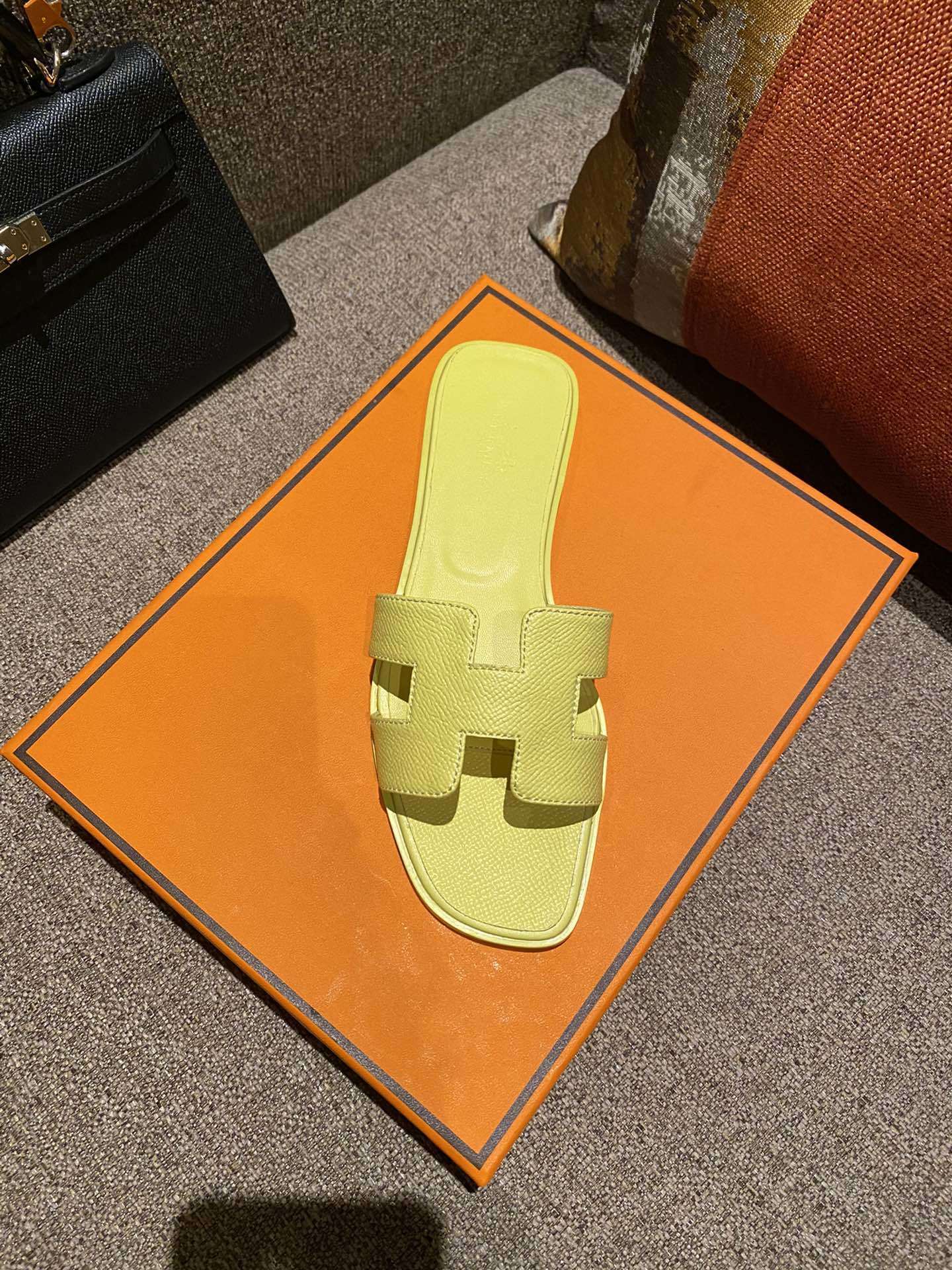 $42 HERMAS ZT10154 gallery