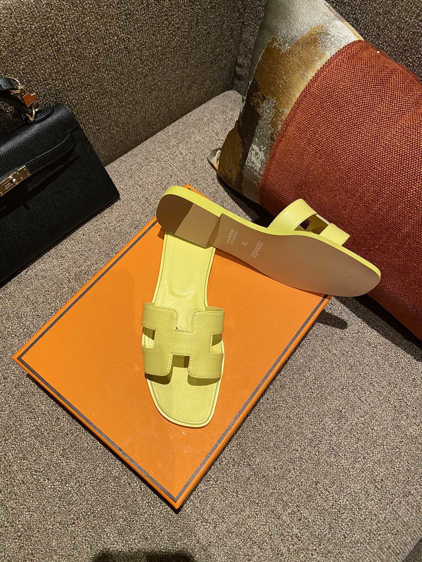 $42 HERMAS ZT10154 gallery