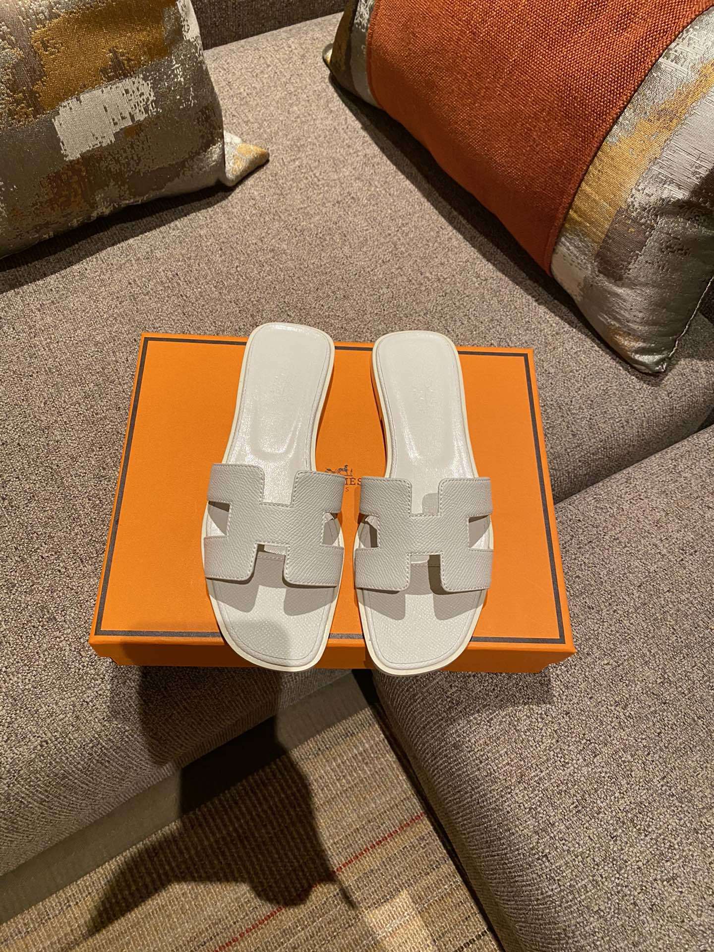 $42 HERMAS ZT10154 gallery