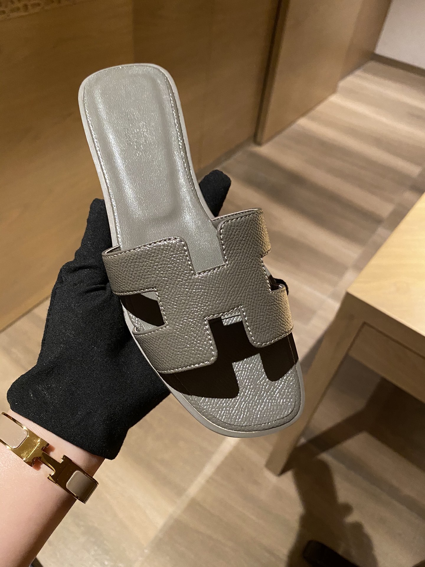 $42 HERMAS ZT10155 gallery