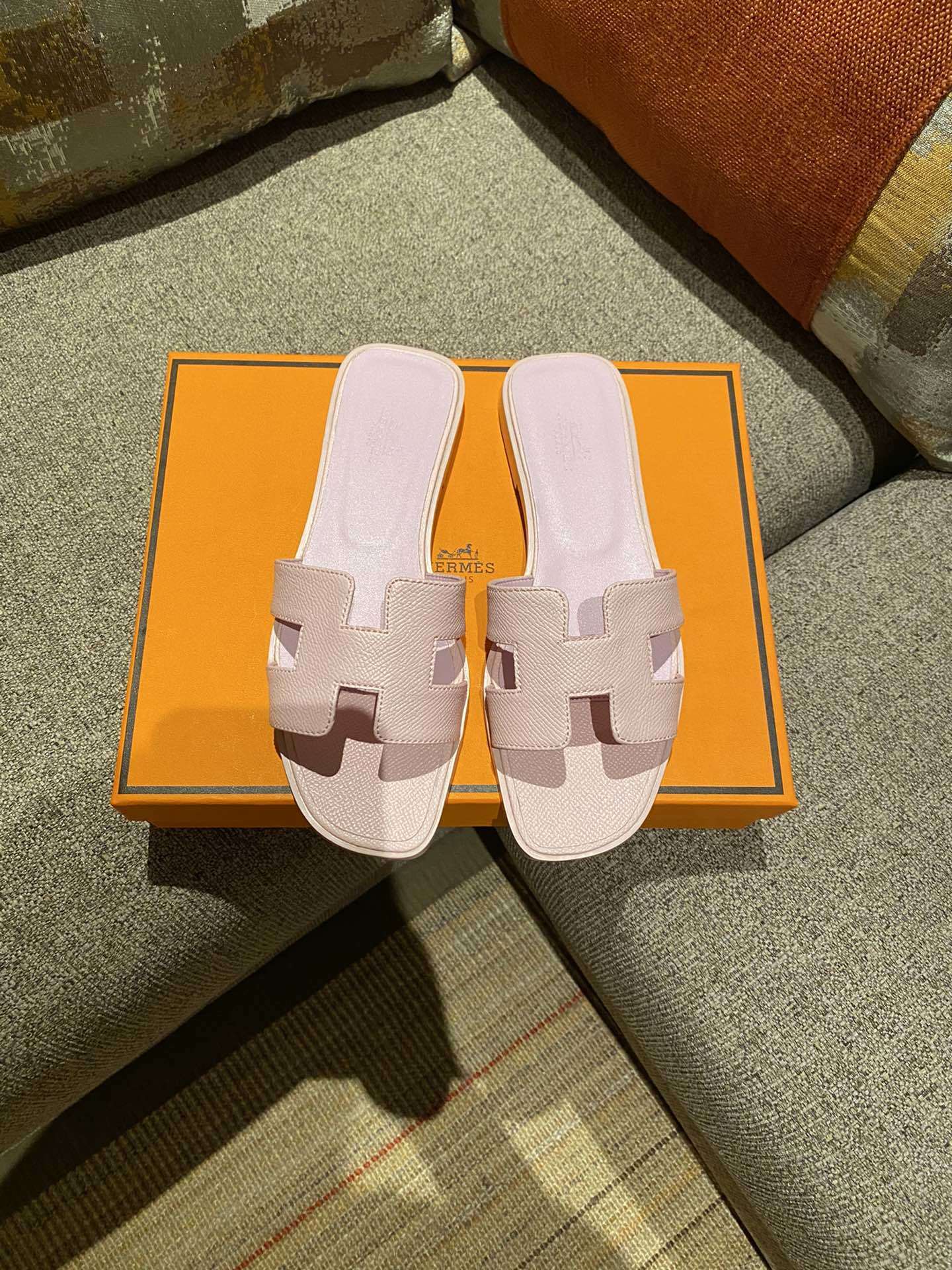 $42 HERMAS ZT10155 gallery