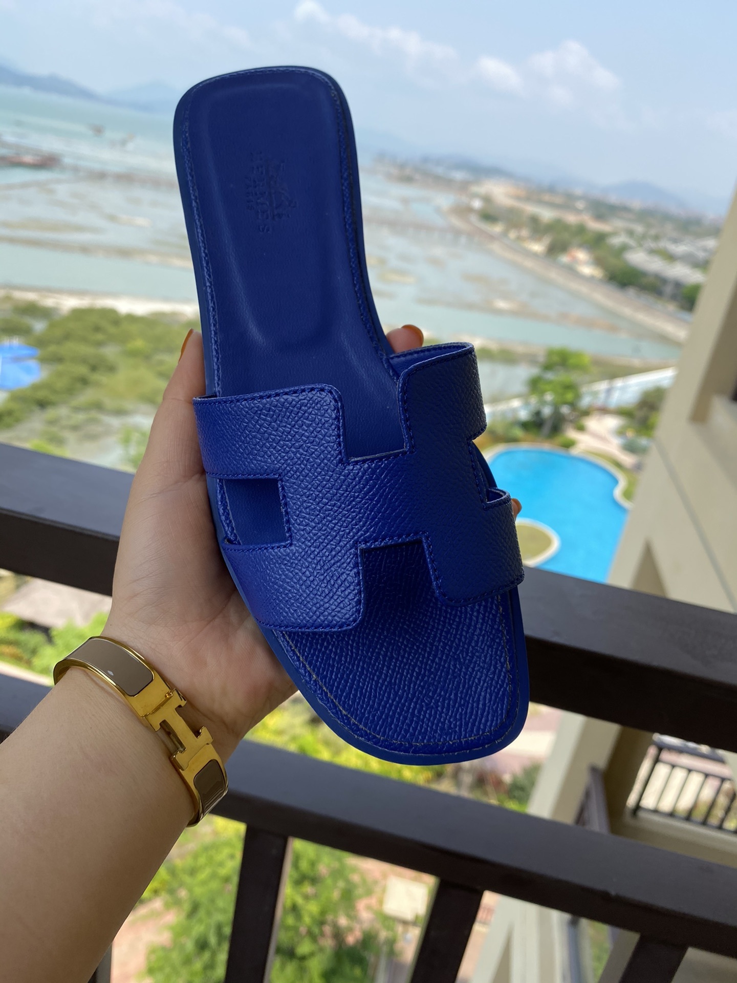 $42 HERMAS ZT10155 gallery