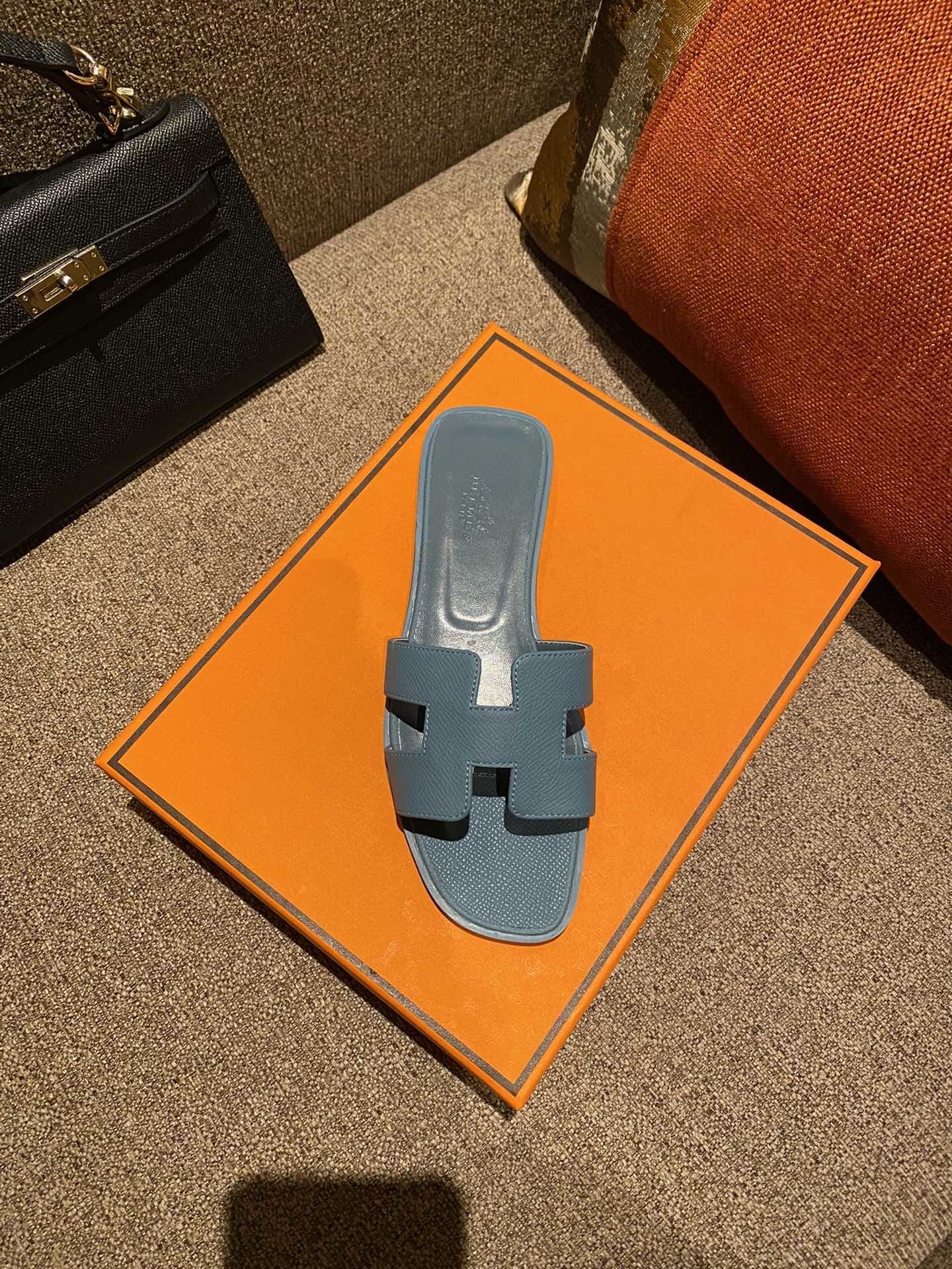 $42 HERMAS ZT10155 gallery