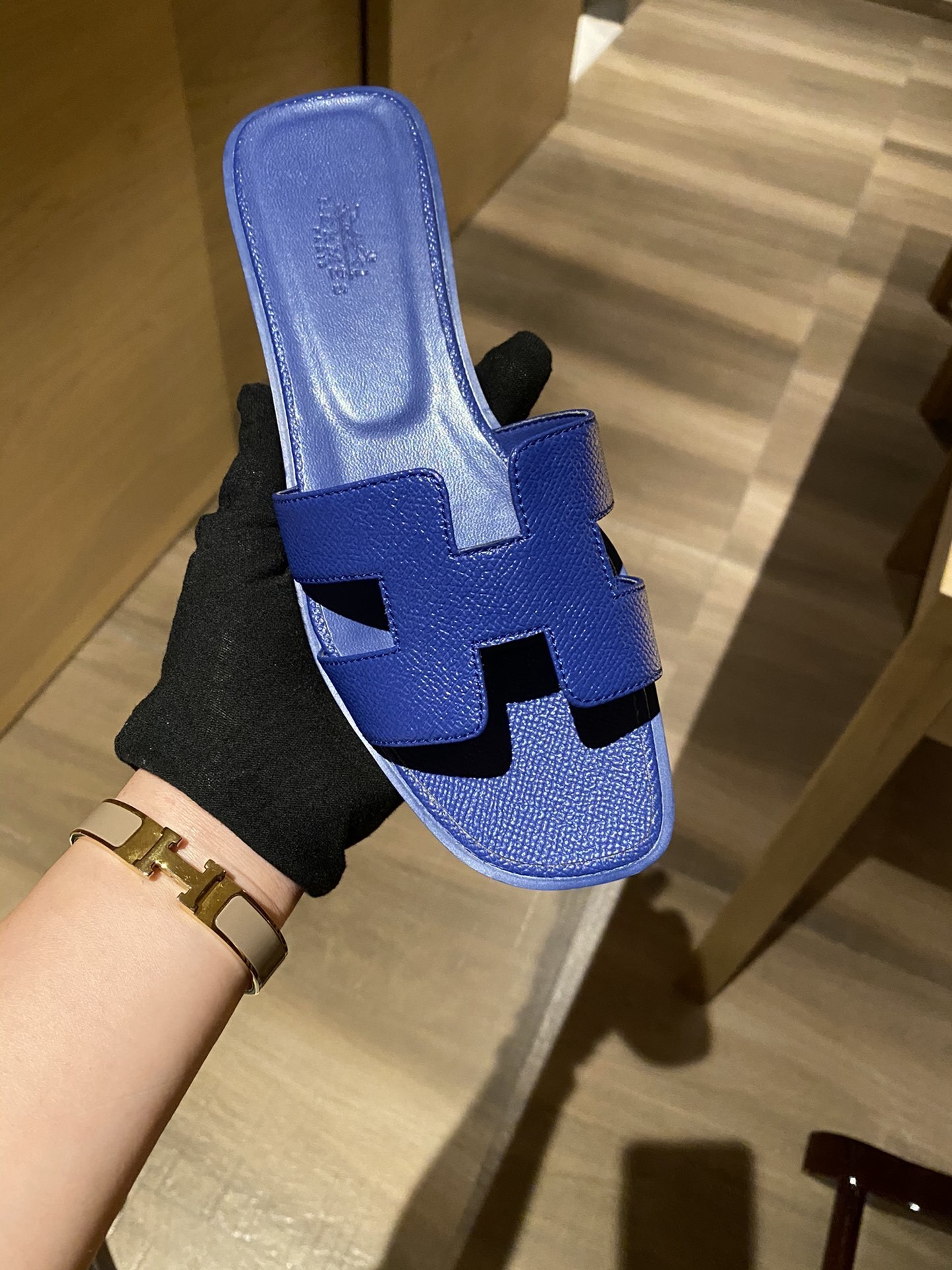 $42 HERMAS ZT10155 gallery