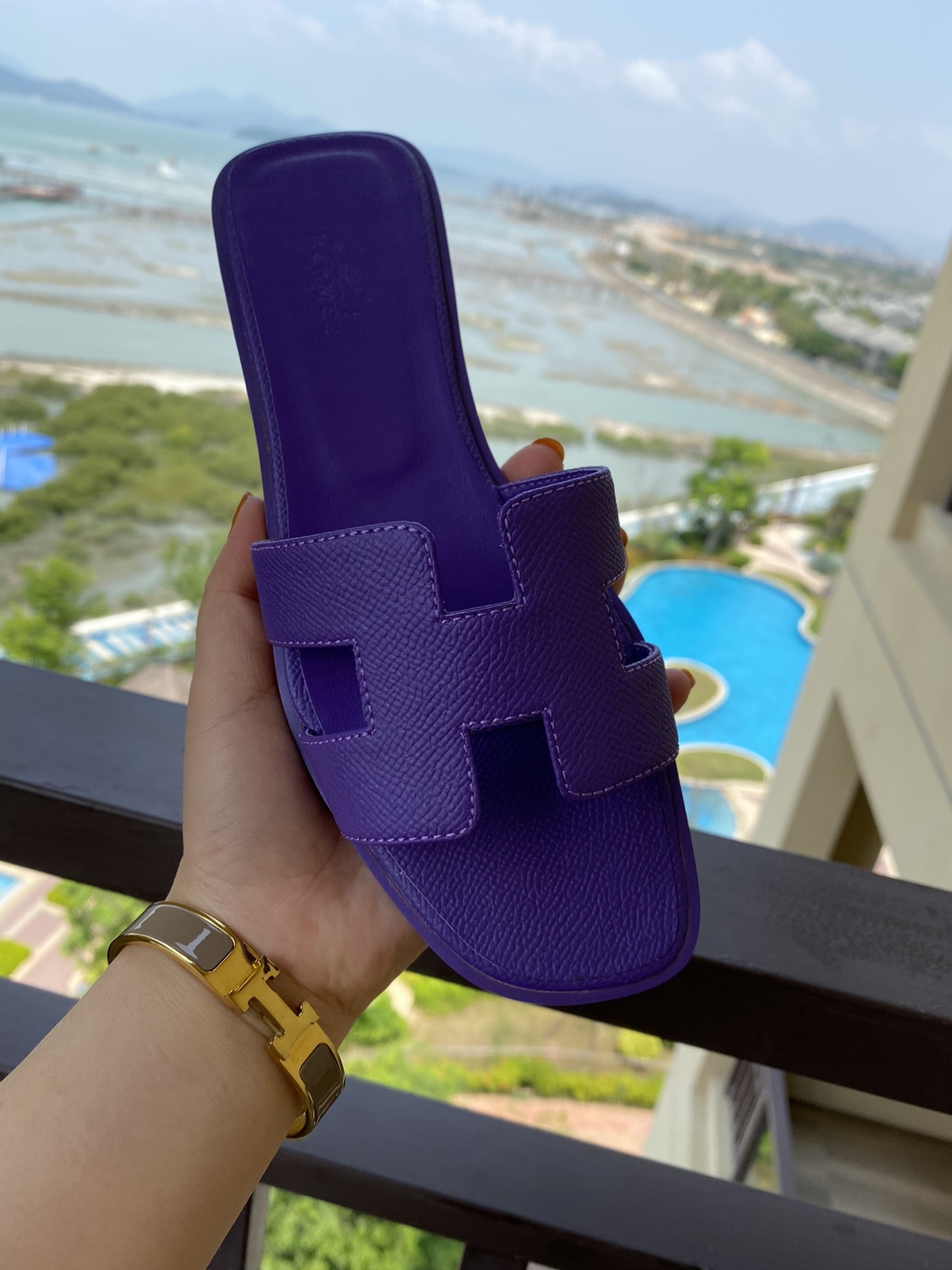 $42 HERMAS ZT10155 gallery