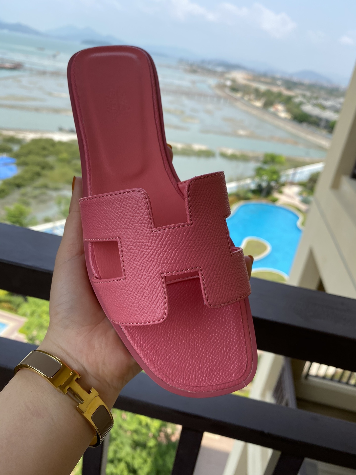 $42 HERMAS ZT10155 gallery