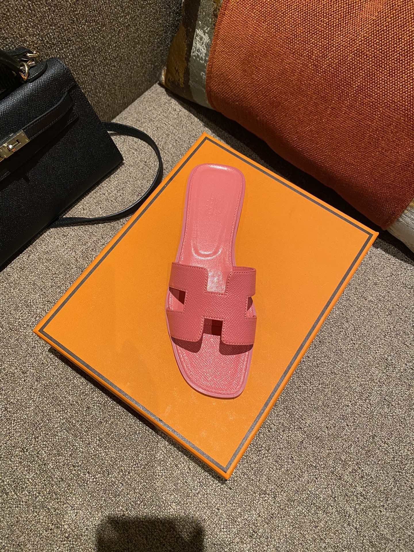 $42 HERMAS ZT10155 gallery