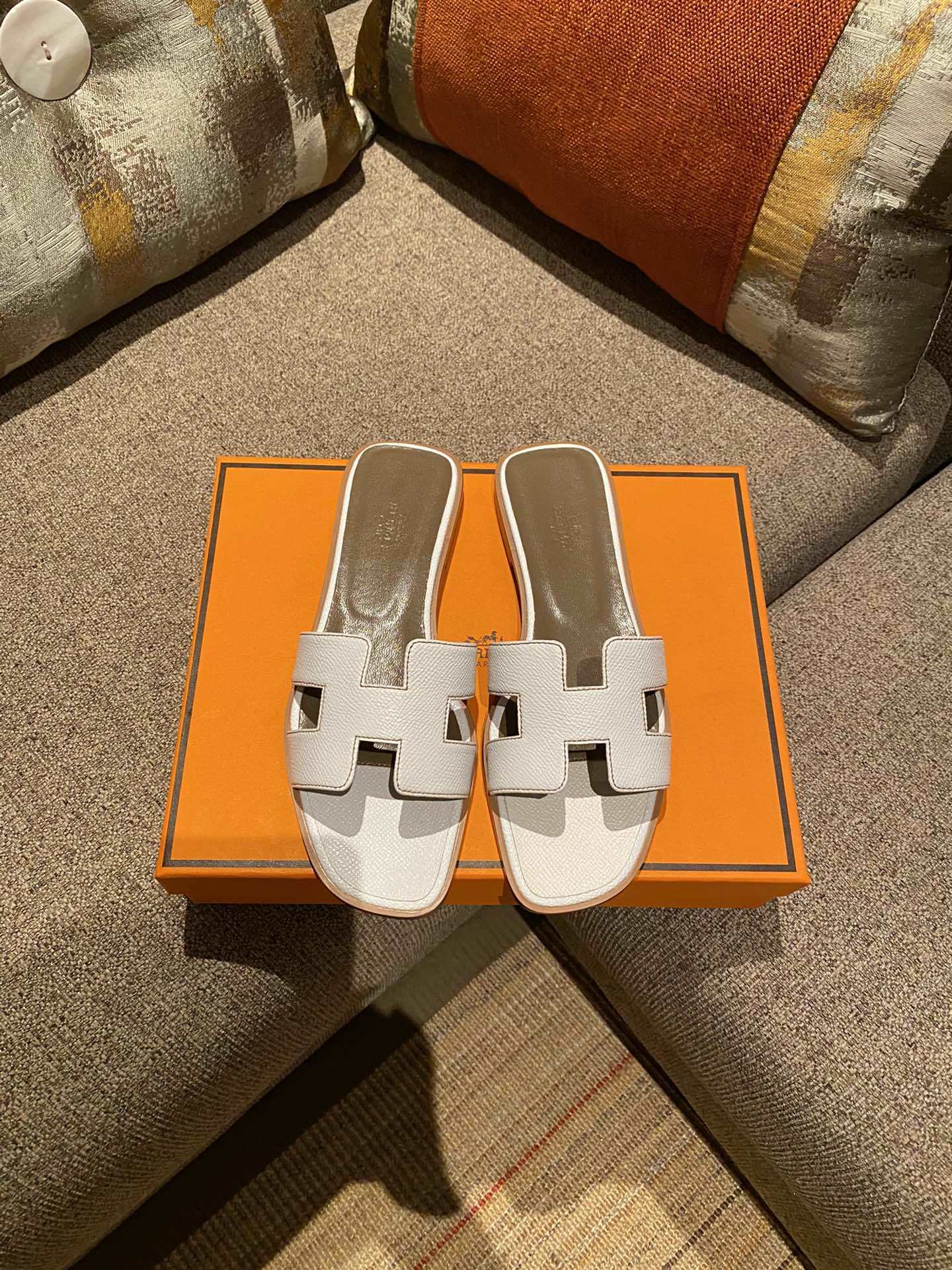 $42 HERMAS ZT10155 gallery