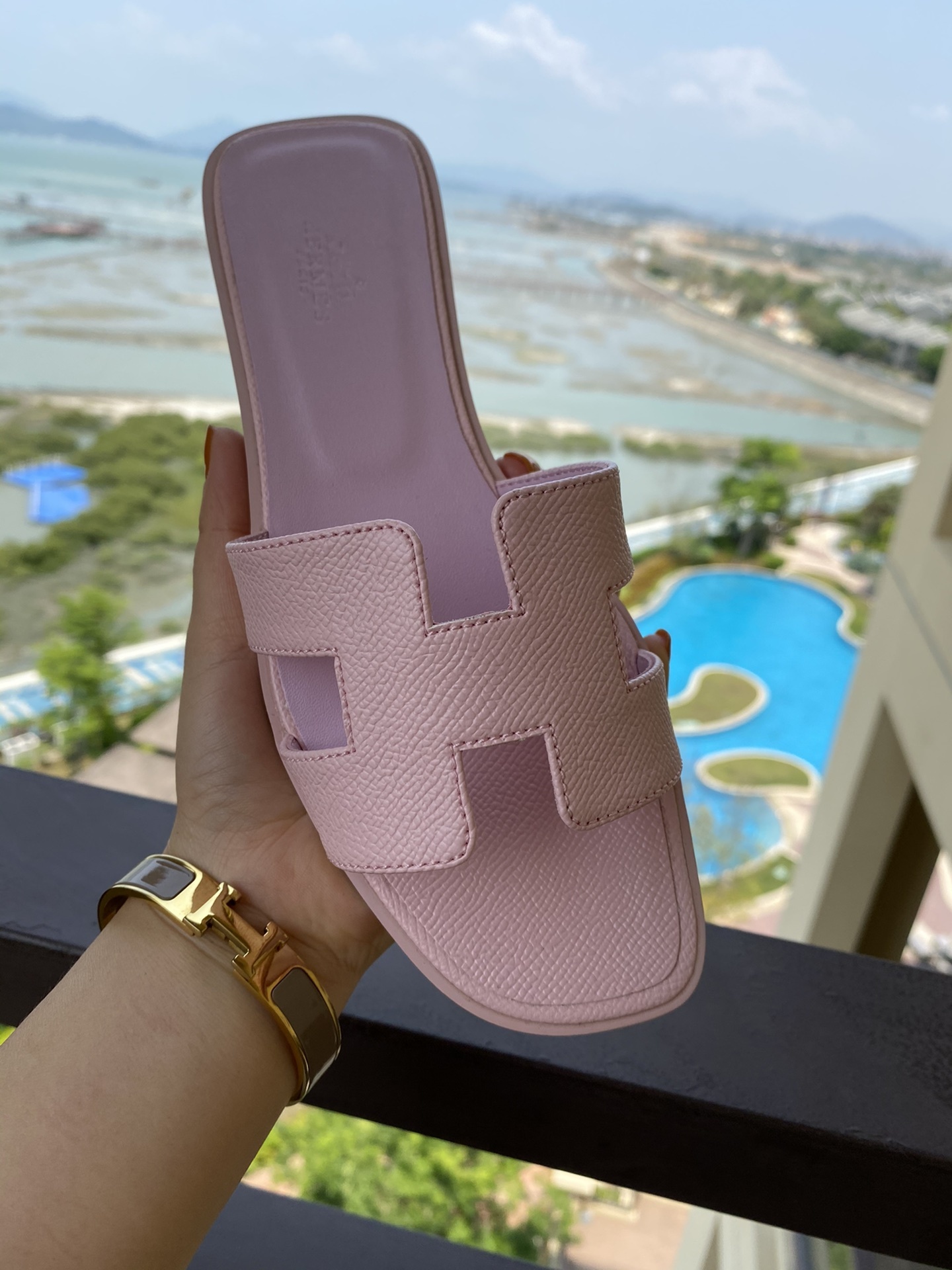 $42 HERMAS ZT10155 gallery