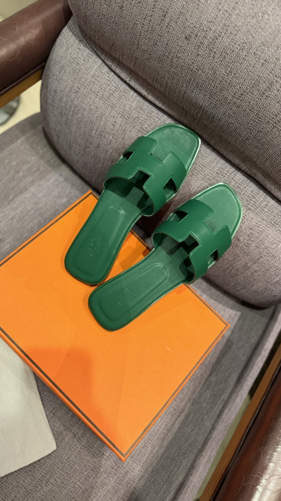 $42 HERMAS ZT10156 gallery