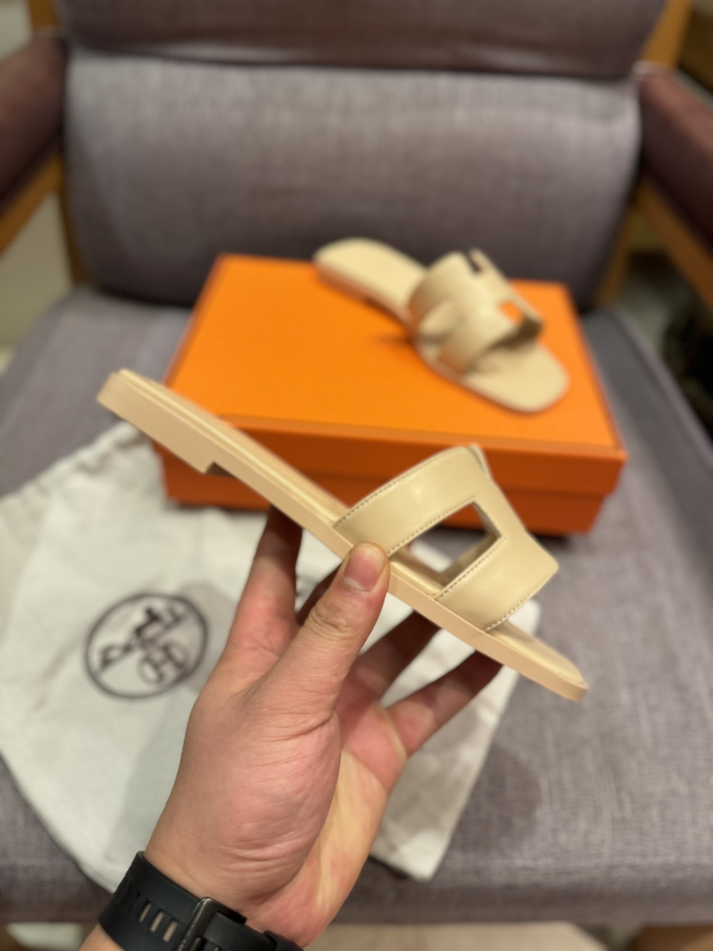 $42 HERMAS ZT10156 gallery