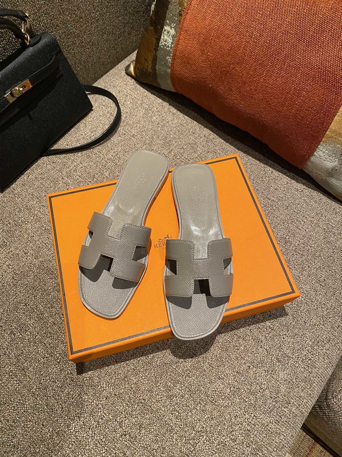 $42 HERMAS ZT10156 gallery