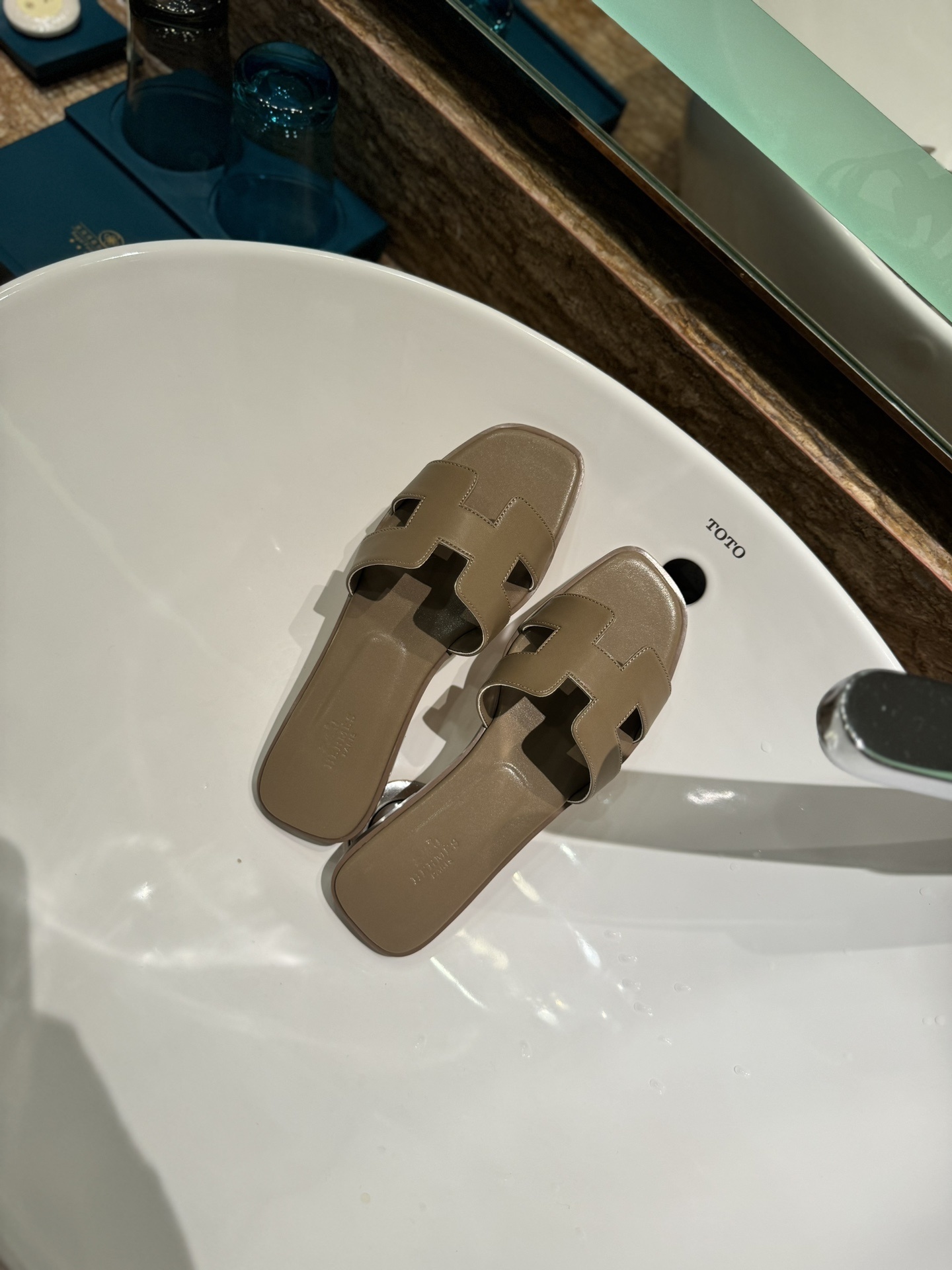 $42 HERMAS ZT10156 gallery