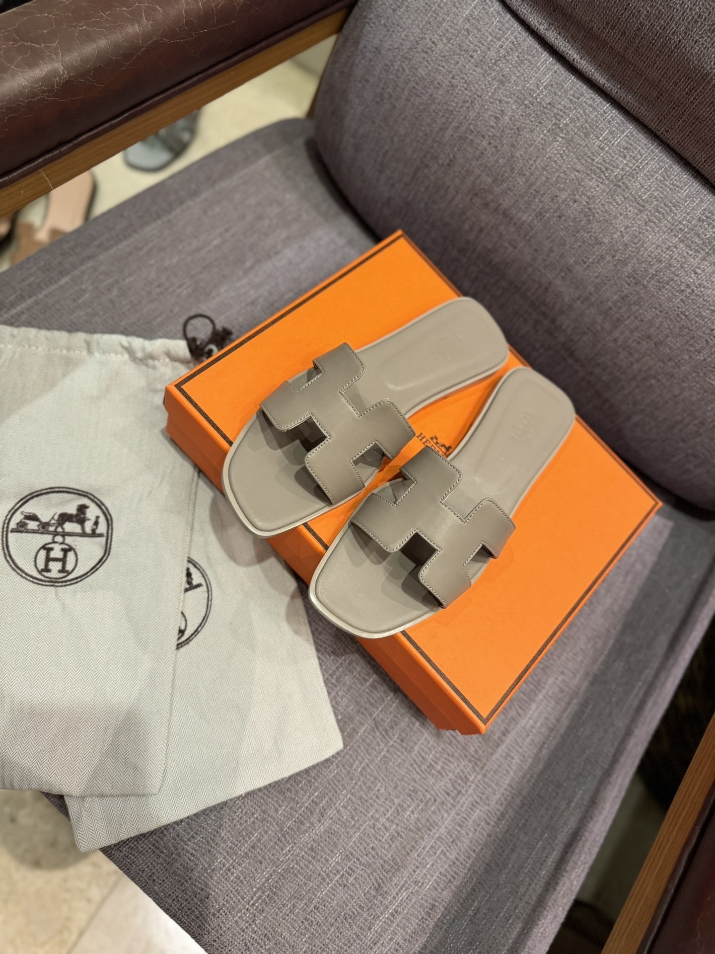 $42 HERMAS ZT10156 gallery